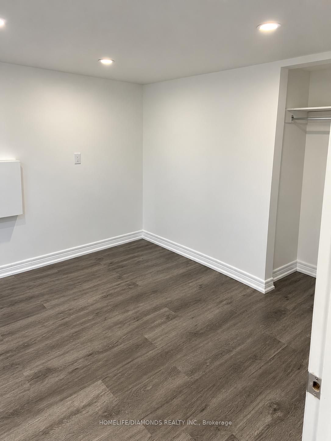 558 First Avenue Property Photo 21