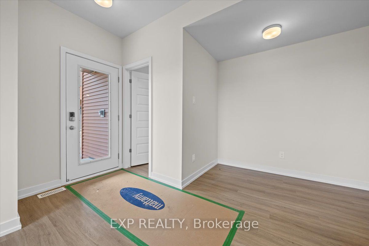6526 Linseed Road Property Photo 5
