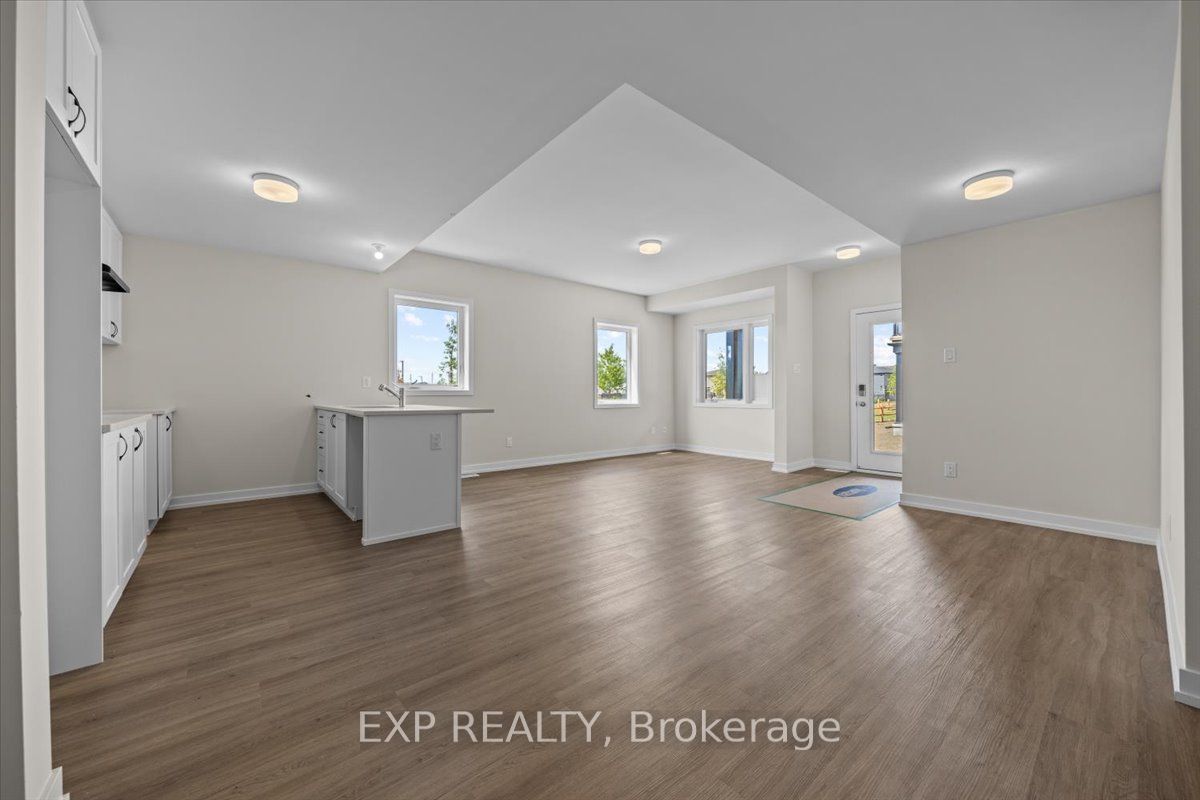 6526 Linseed Road Property Photo 8