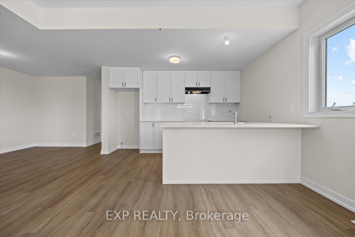 6526 Linseed Road Property Photo 12