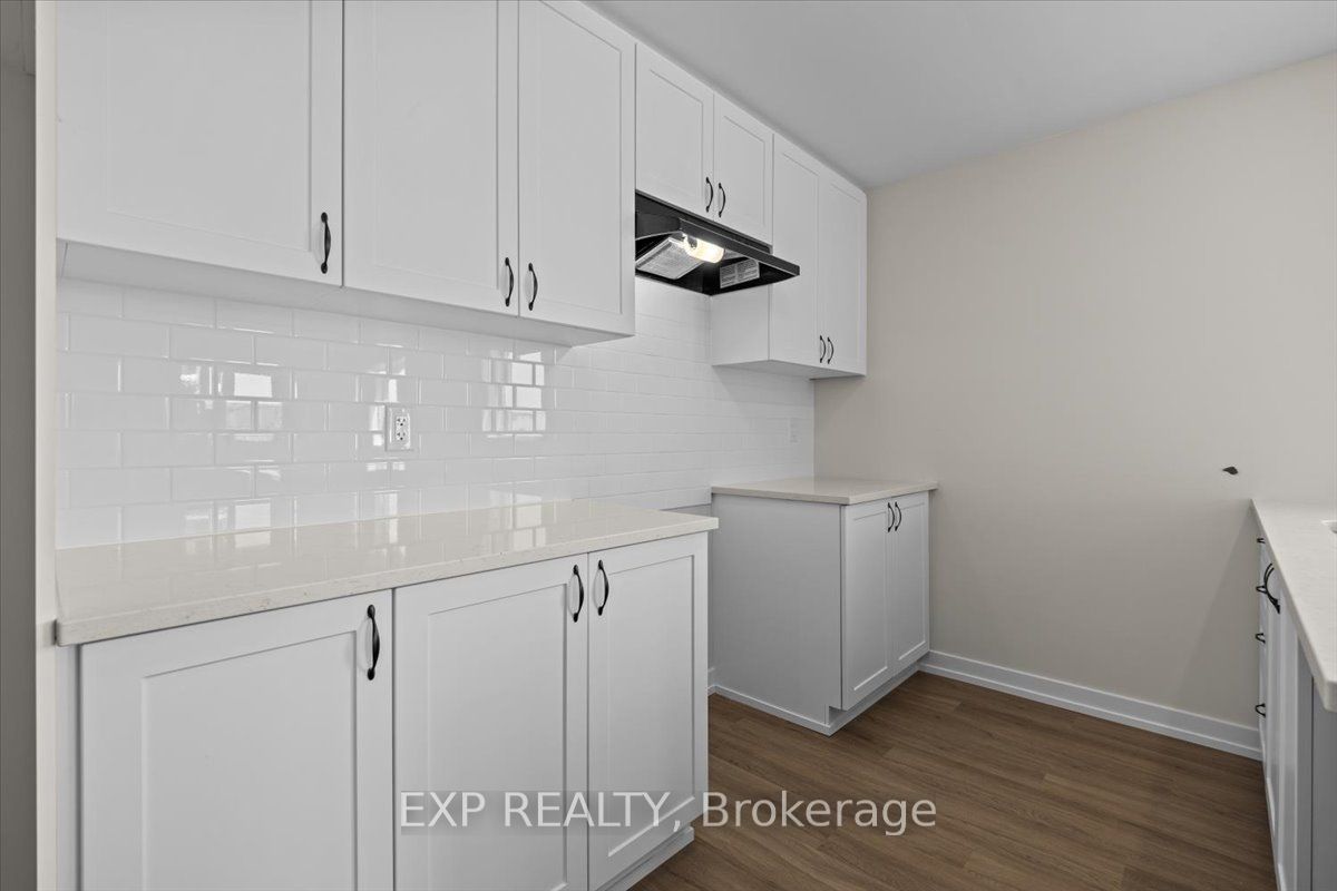 6526 Linseed Road Property Photo 13