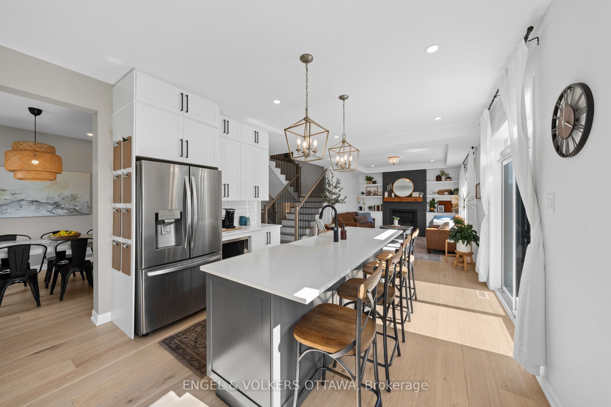 720 Coast Circle Property Photo 12