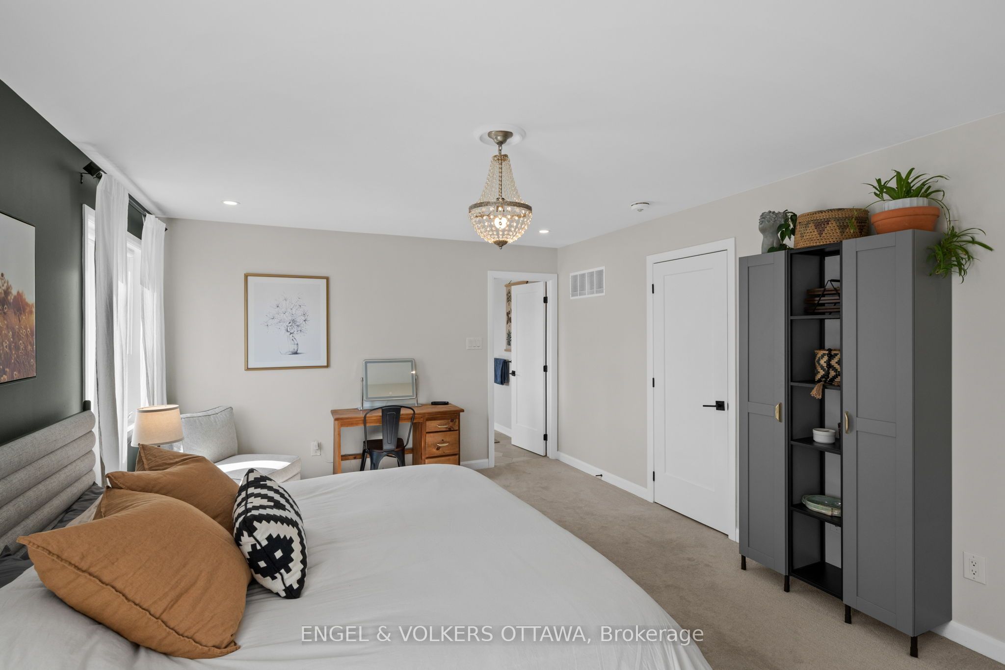 720 Coast Circle Property Photo 25