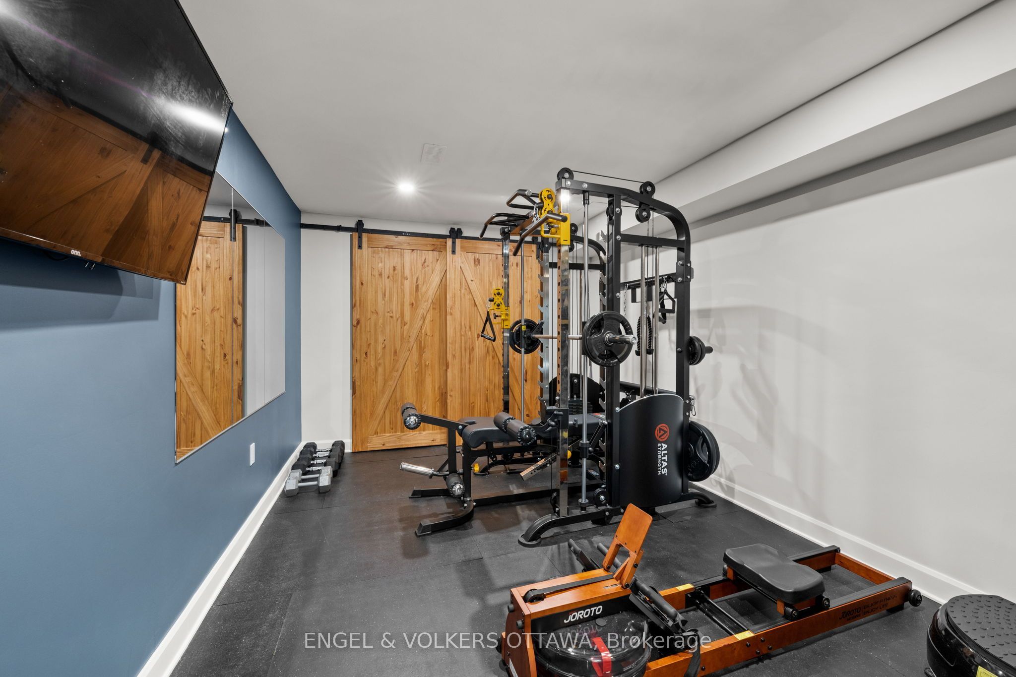 720 Coast Circle Property Photo 41