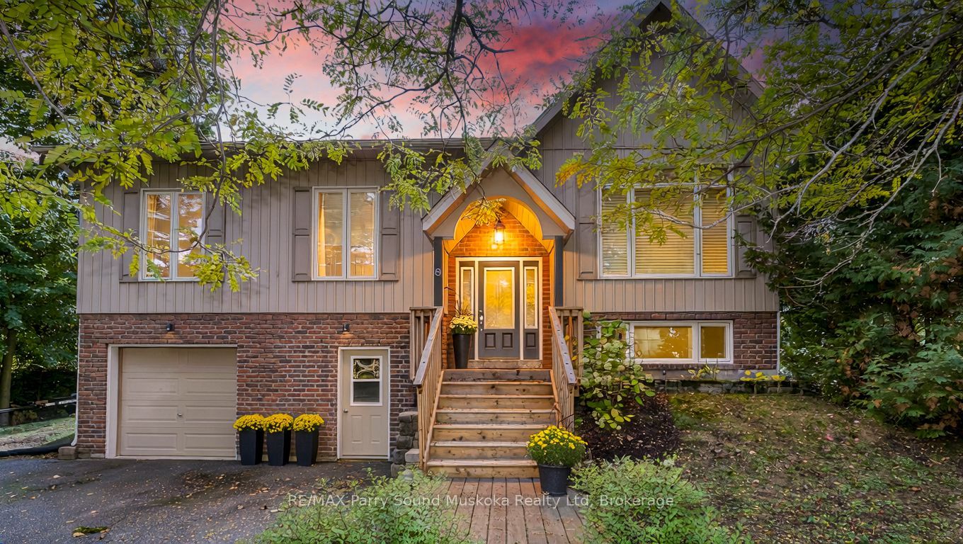8 ANSLEY Street Property Photo 1