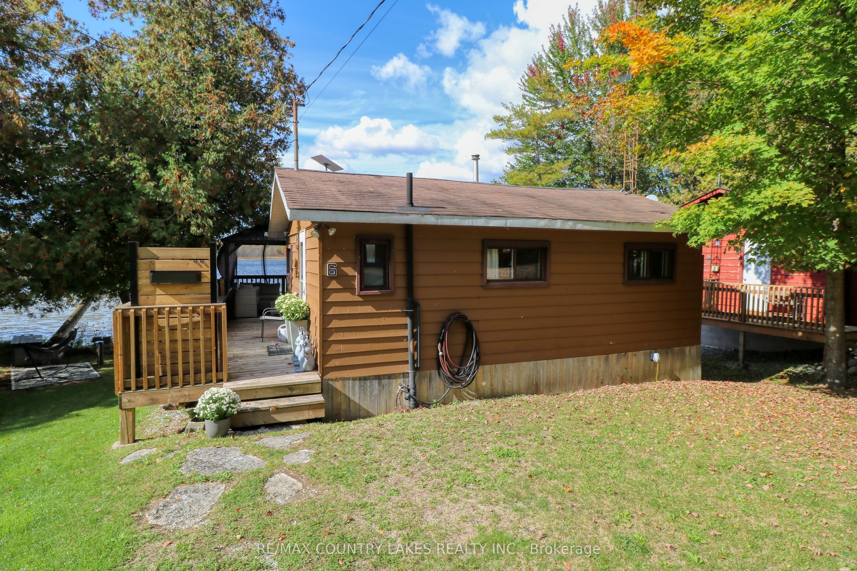 6 Greenwood Road Property Photo 2