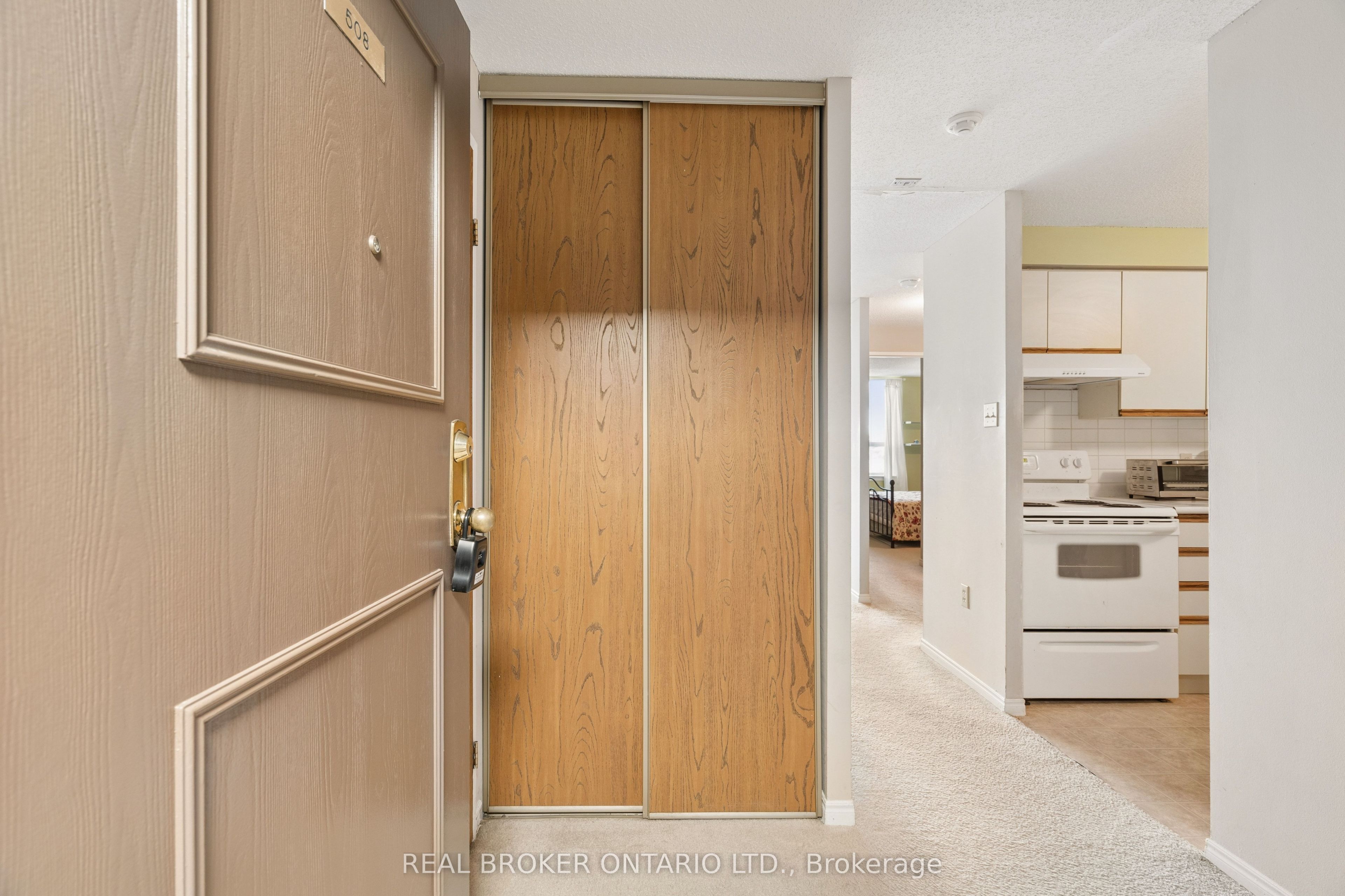 35 Green Valley Drive 508 Property Photo 6