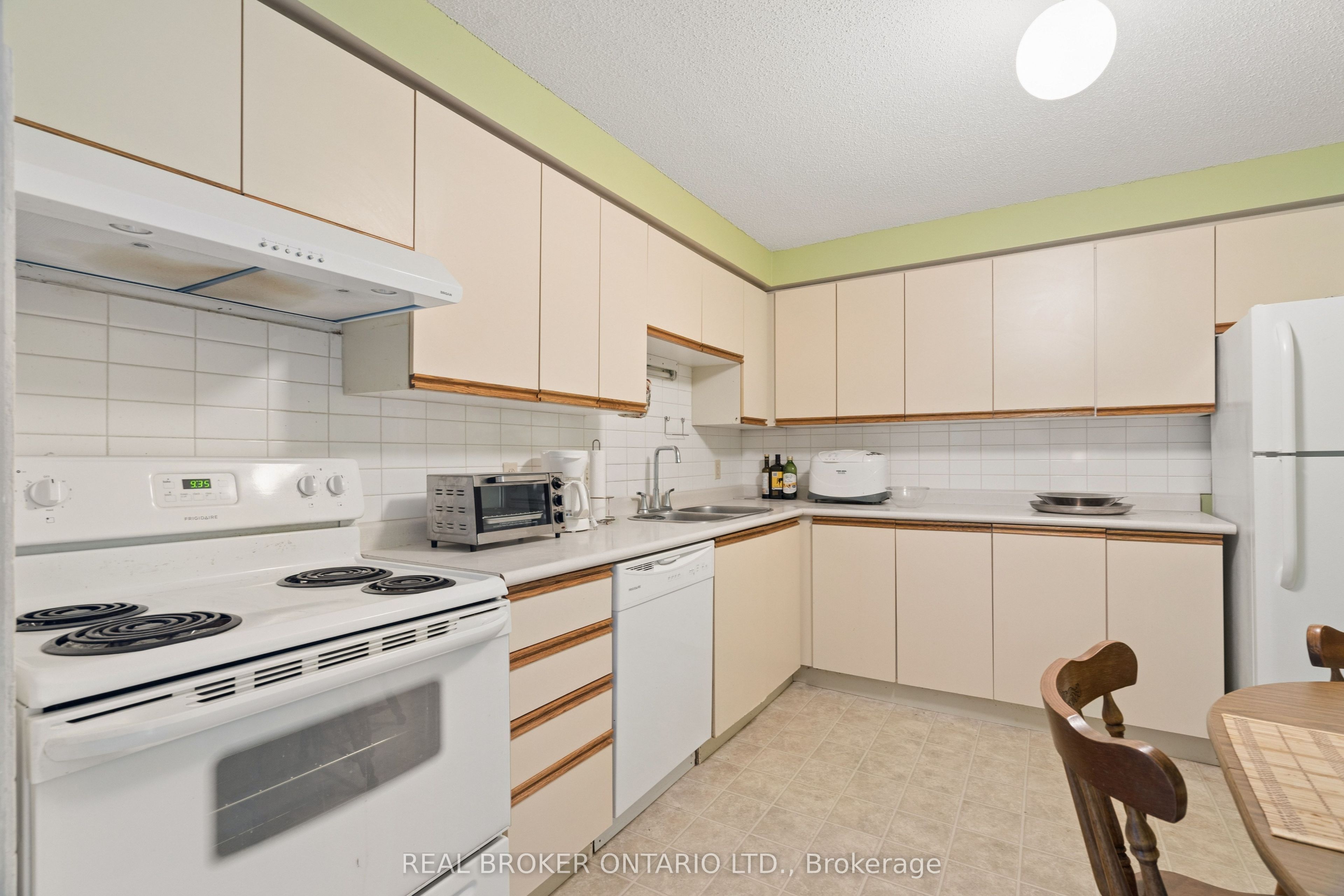 35 Green Valley Drive 508 Property Photo 11