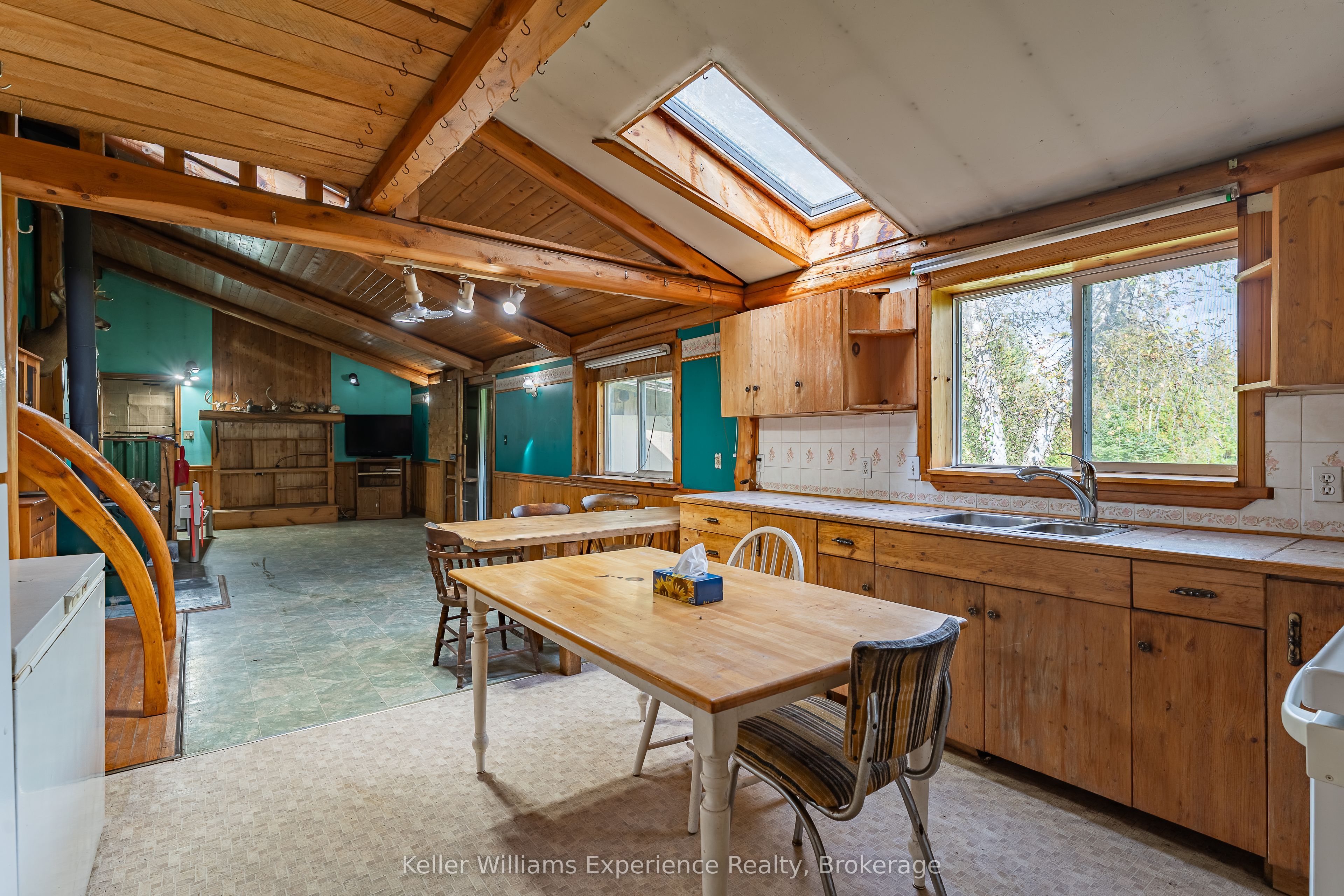 1074 West Road Property Photo 8