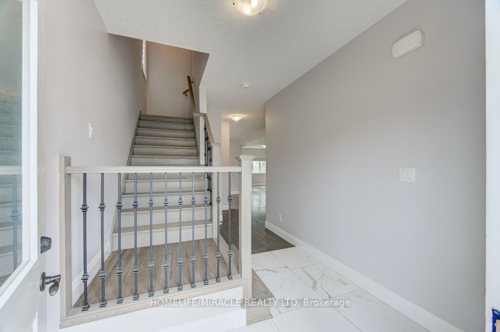 3032 Doyle Drive Property Photo 8