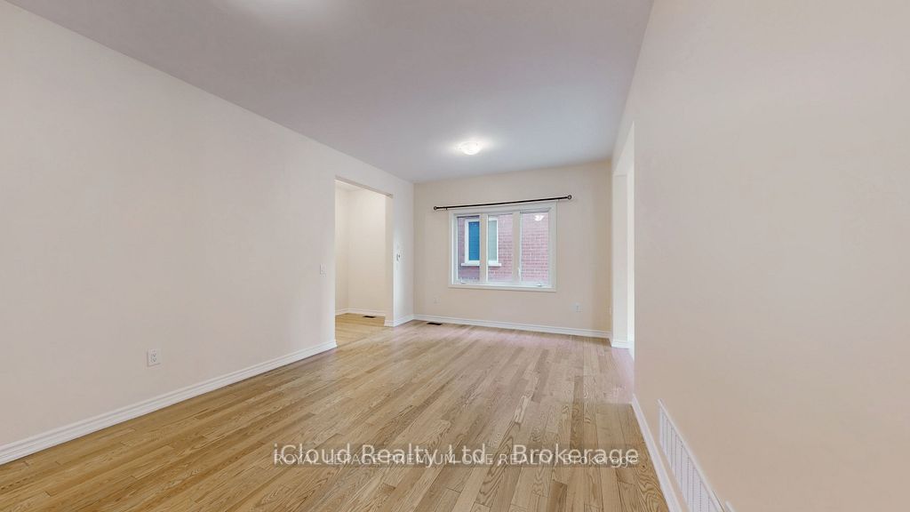 344 Ridley Crescent Property Photo 5