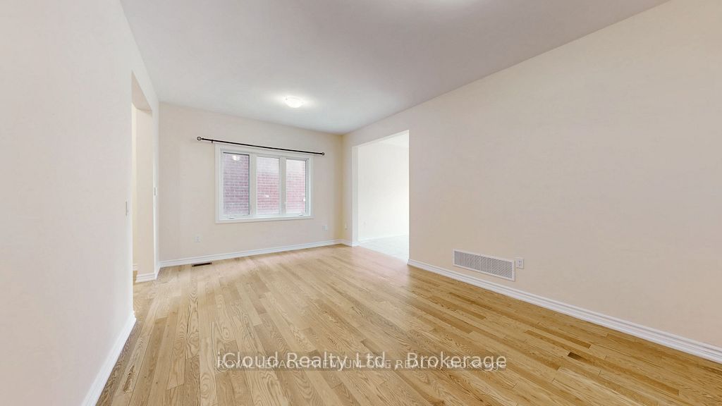 344 Ridley Crescent Property Photo 6