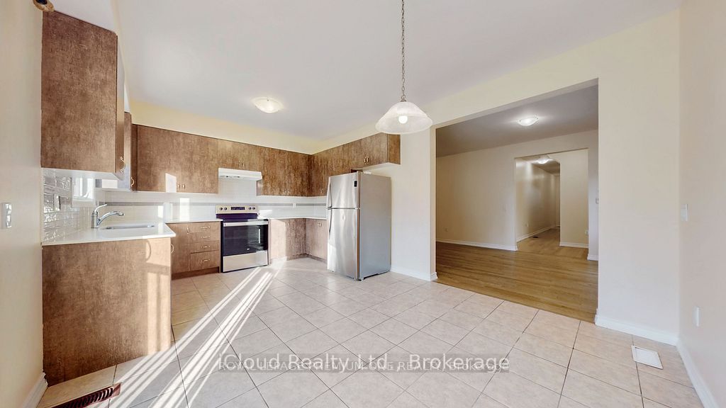 344 Ridley Crescent Property Photo 10