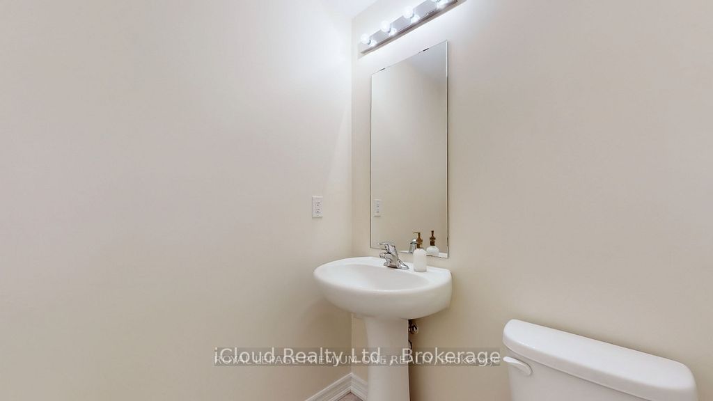 344 Ridley Crescent Property Photo 16