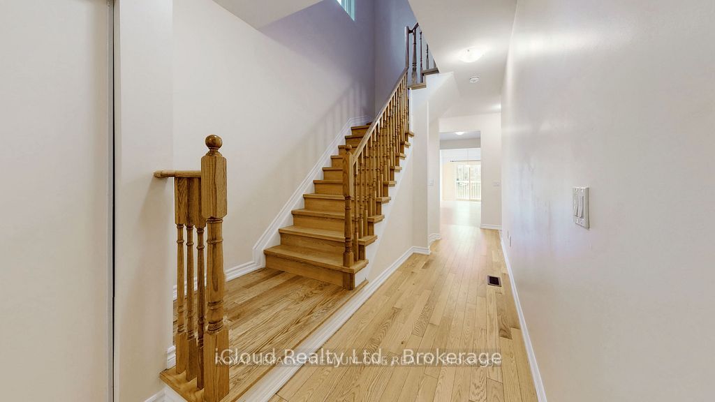344 Ridley Crescent Property Photo 18
