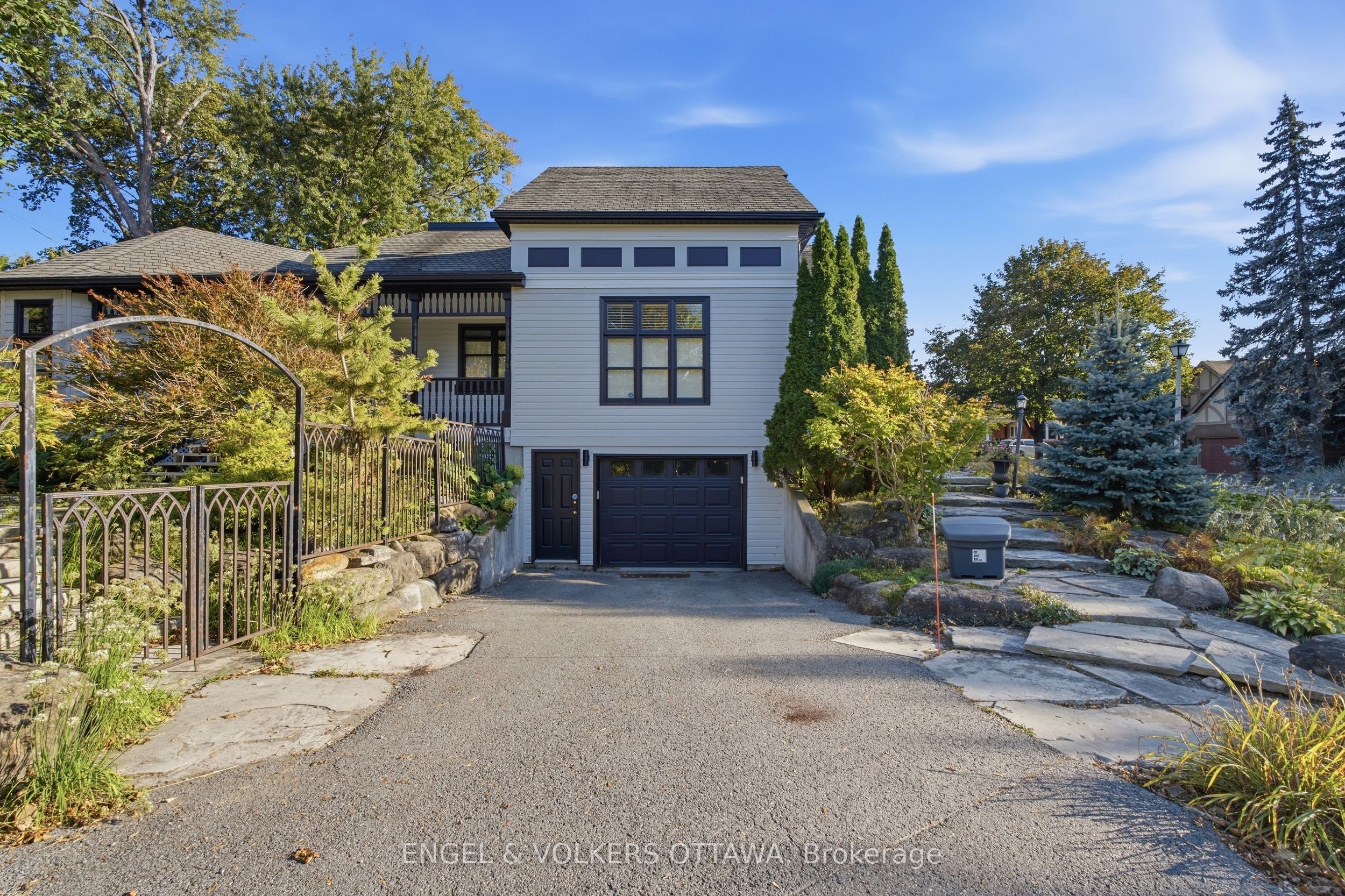 435 Westminster Avenue Property Photo 45