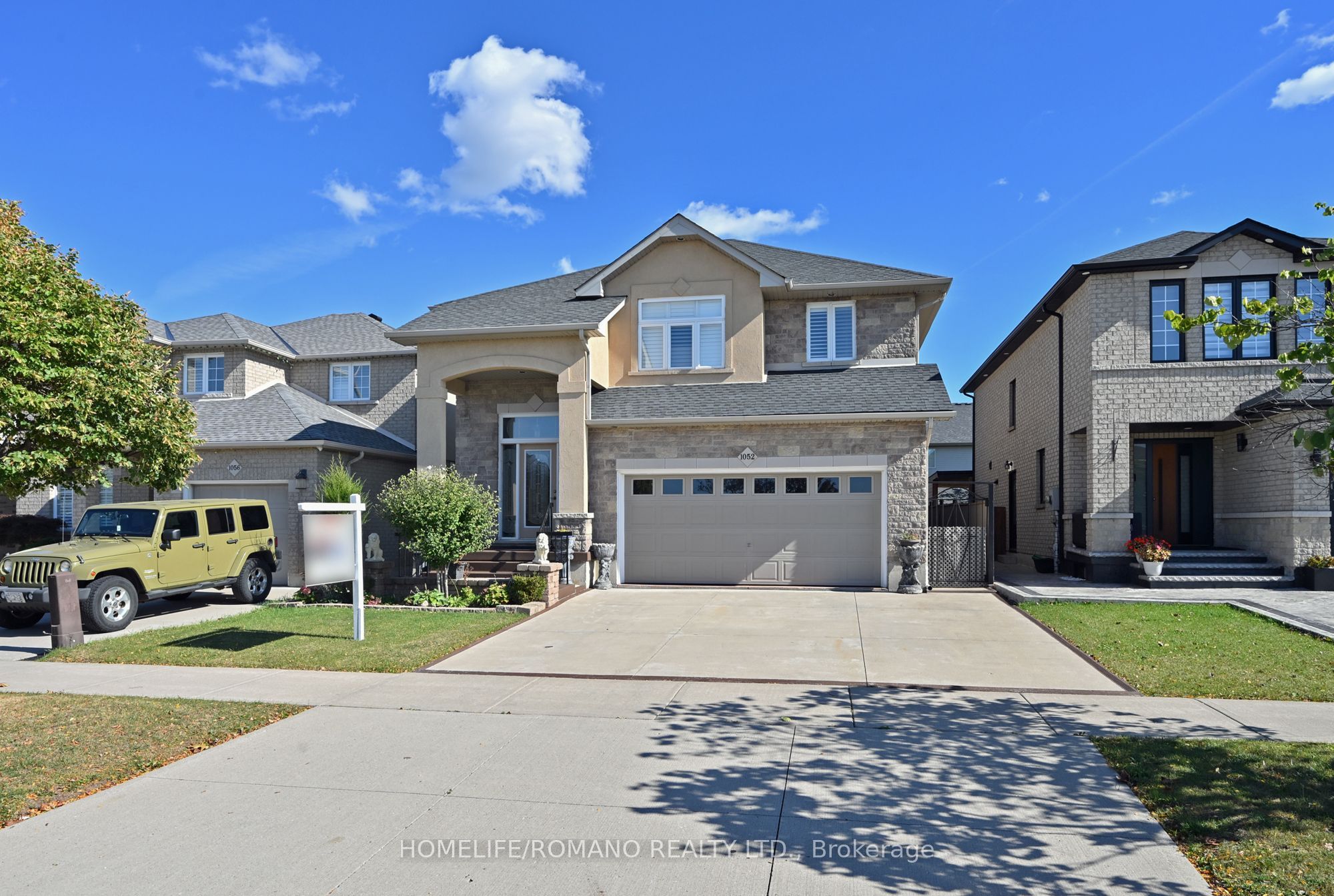 1052 Greenhill Avenue Property Photo 1