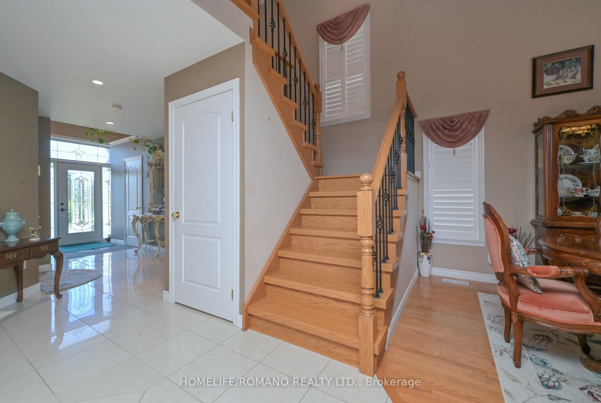 1052 Greenhill Avenue Property Photo 12