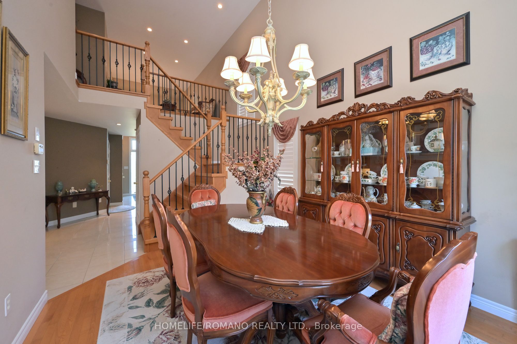 1052 Greenhill Avenue Property Photo 16