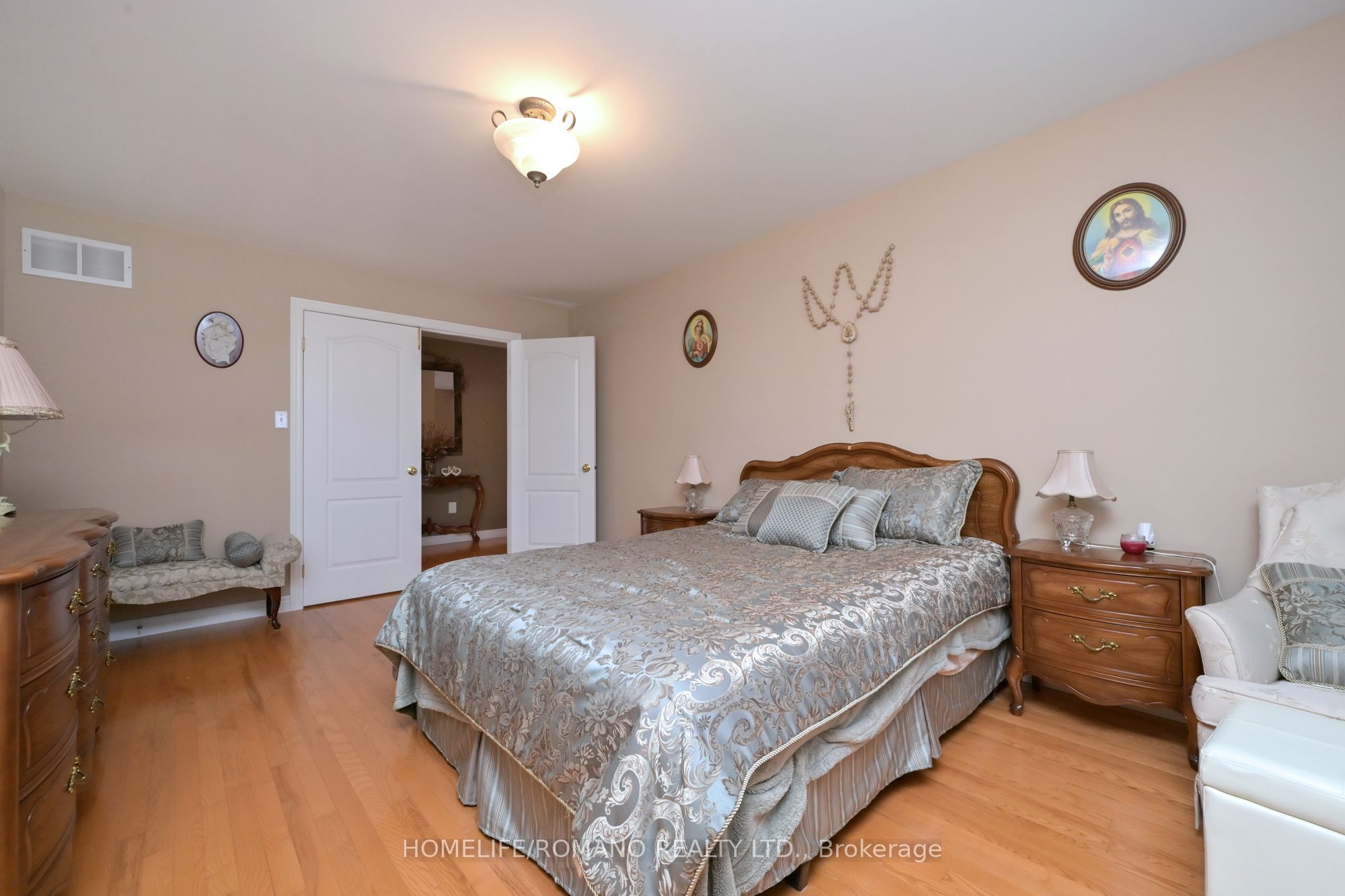 1052 Greenhill Avenue Property Photo 20