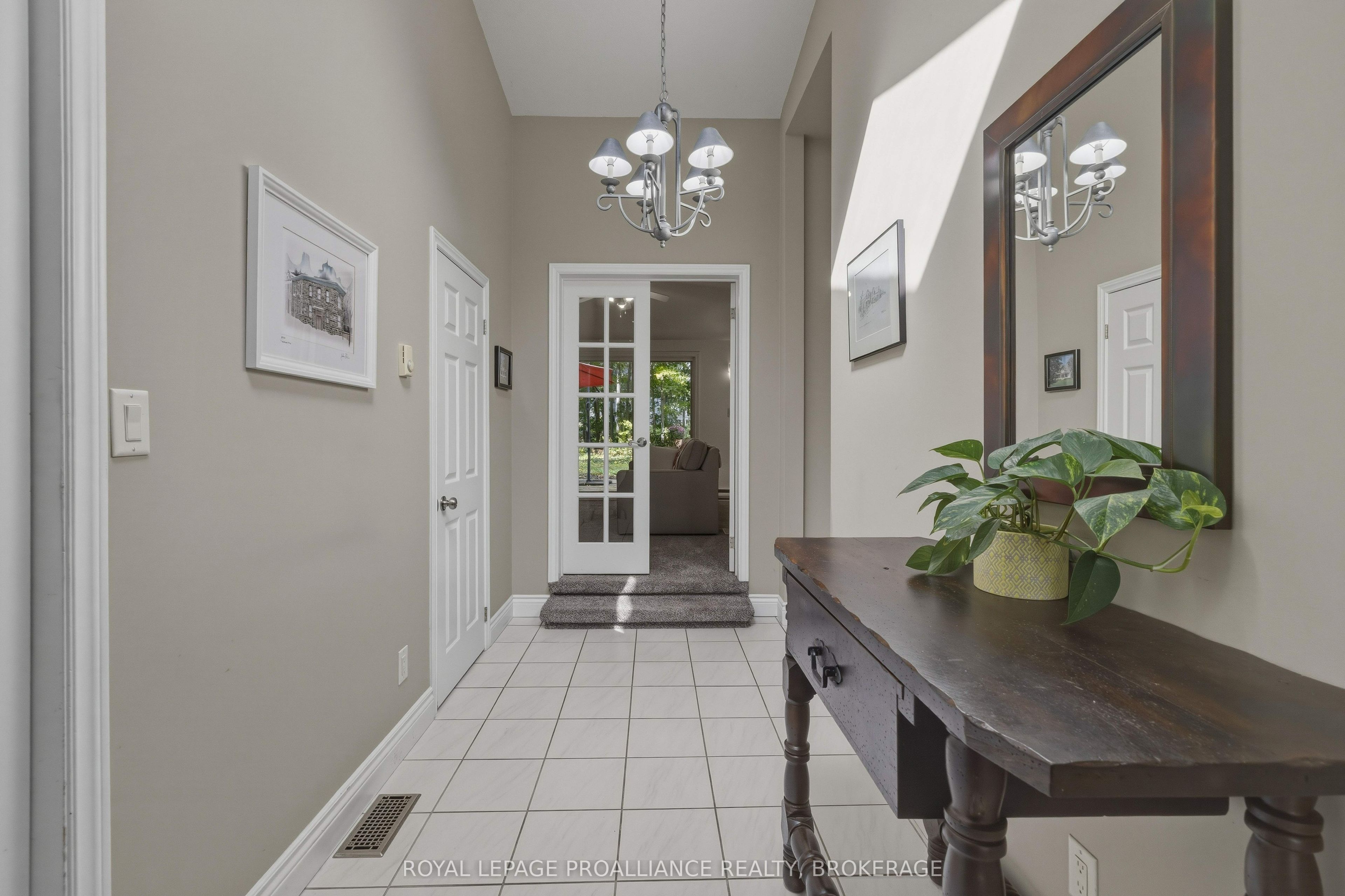 27 Riverside Drive Property Photo 3