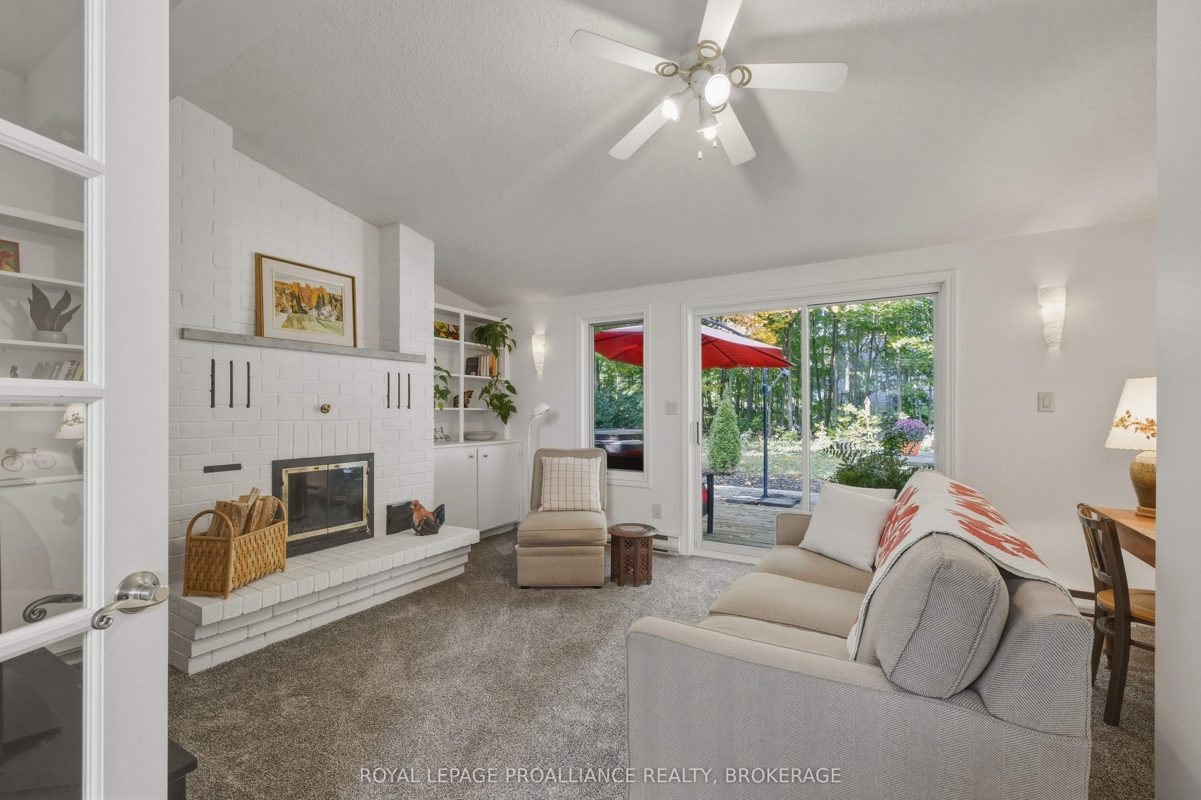 27 Riverside Drive Property Photo 5