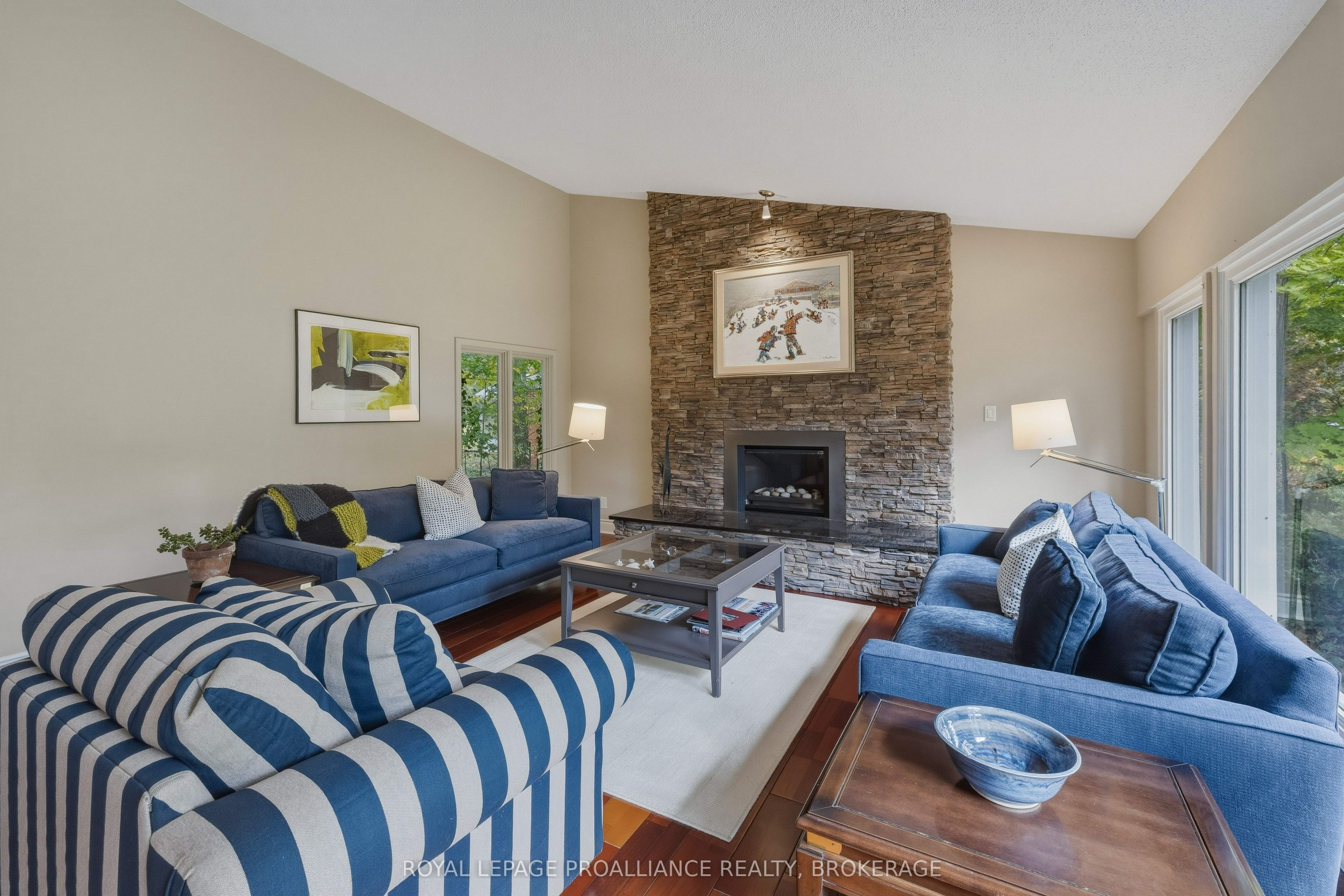 27 Riverside Drive Property Photo 14