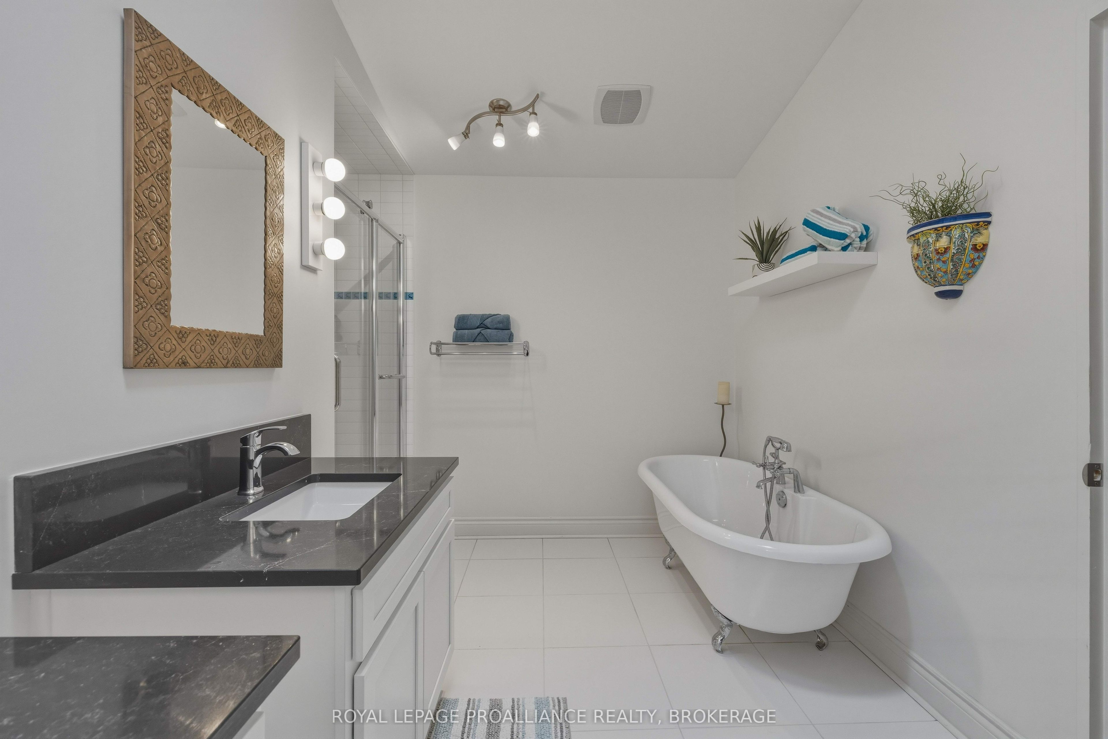 27 Riverside Drive Property Photo 25