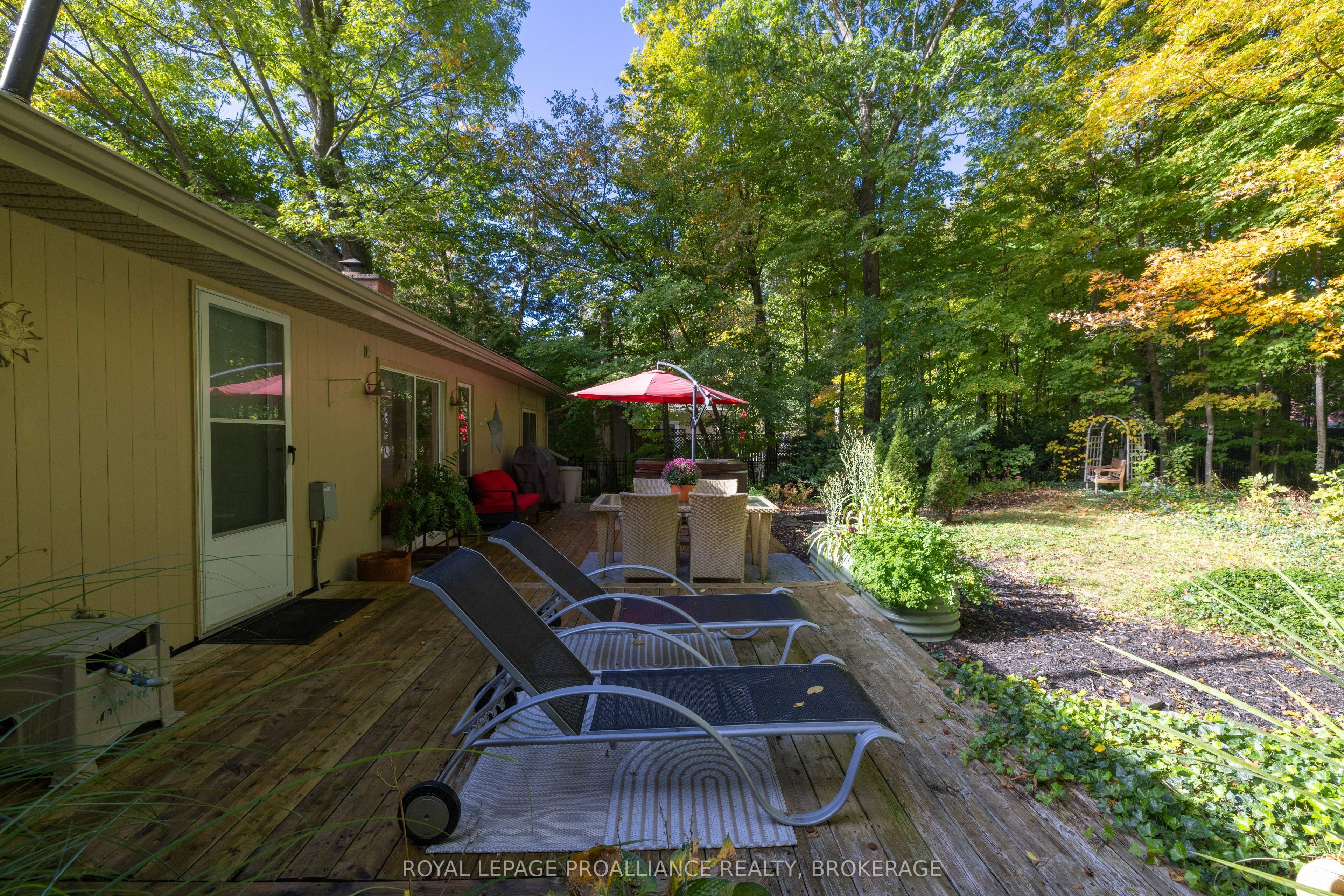 27 Riverside Drive Property Photo 39