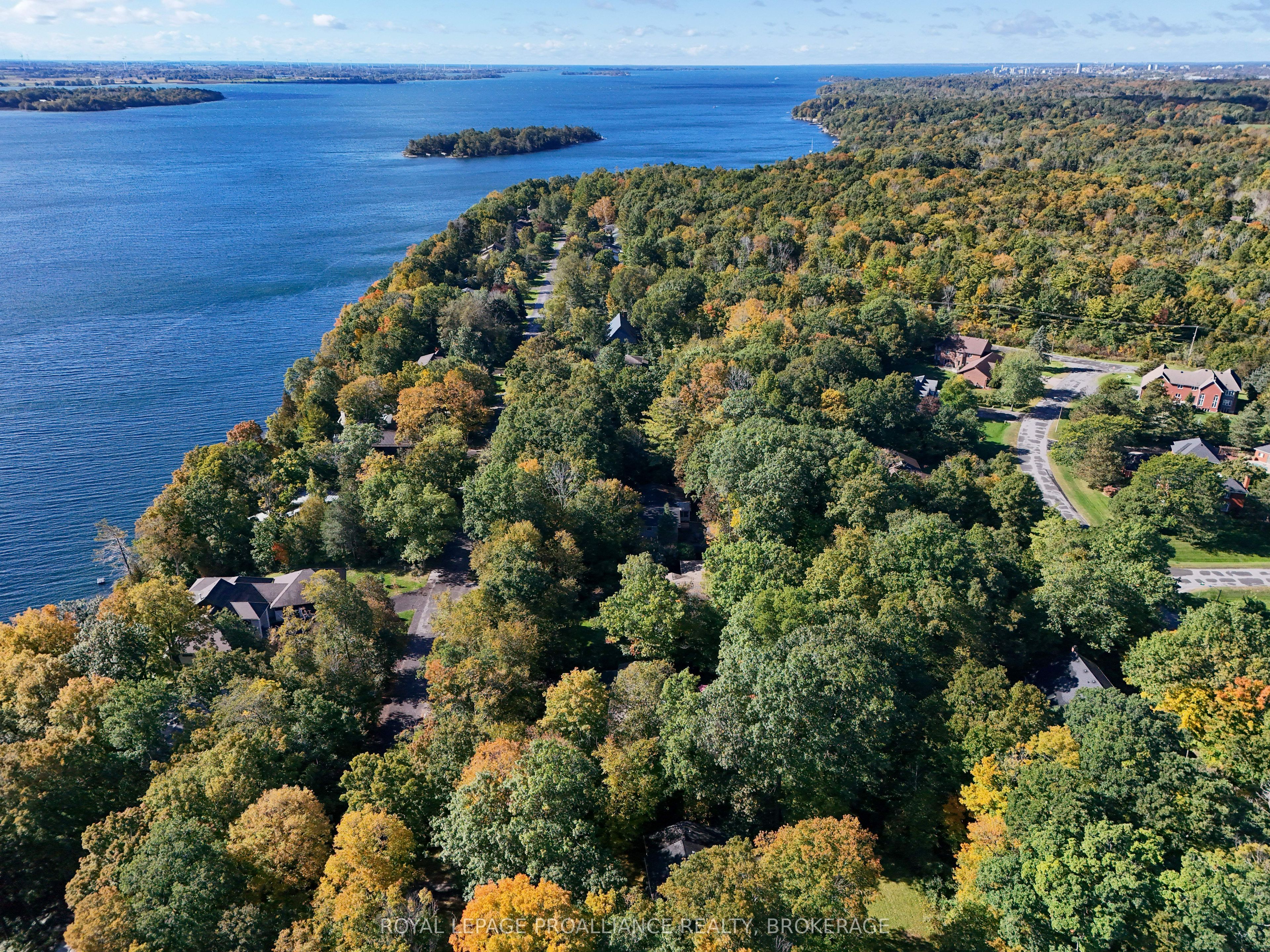 27 Riverside Drive Property Photo 43