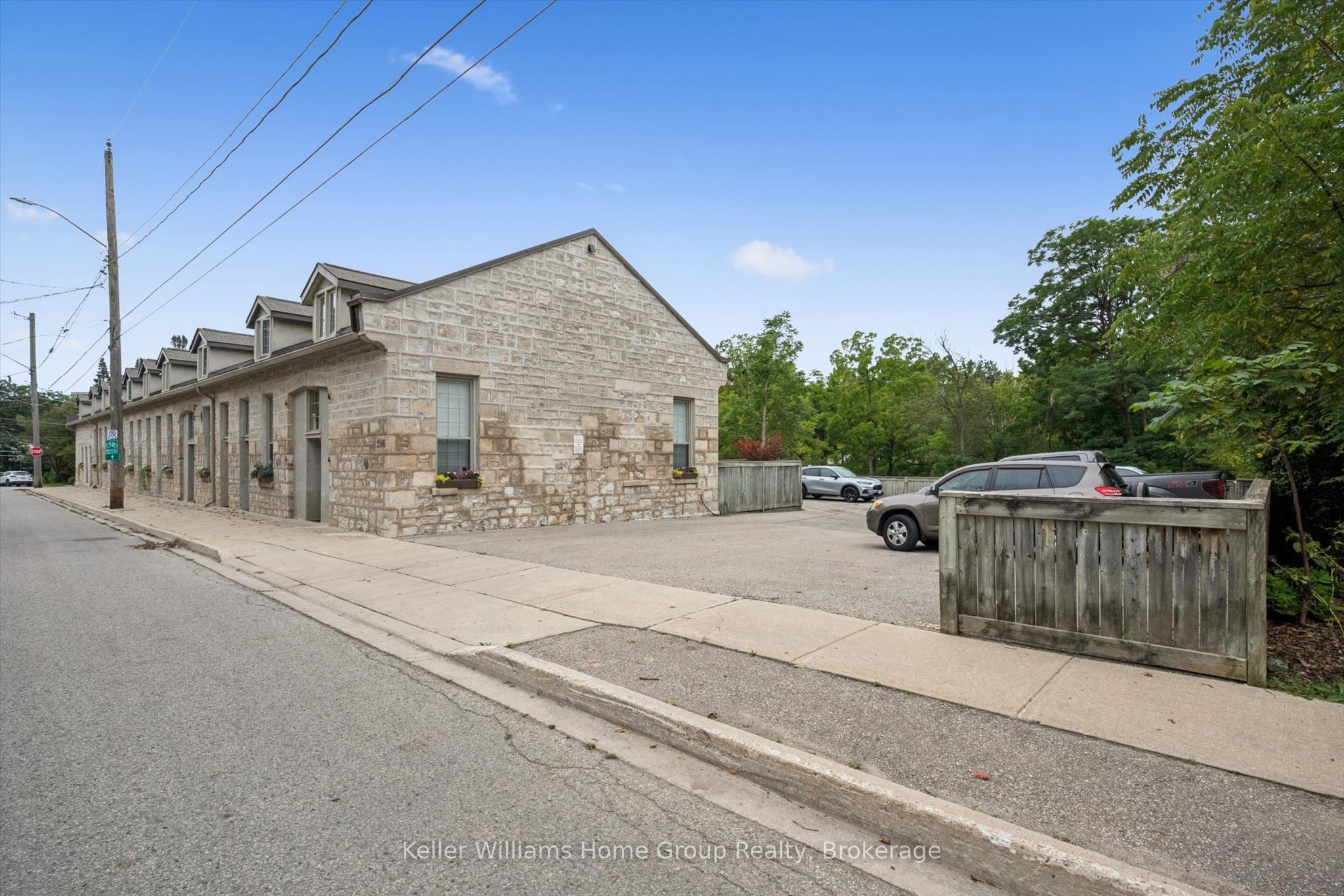 196 Arthur Street N 6 Property Photo 6