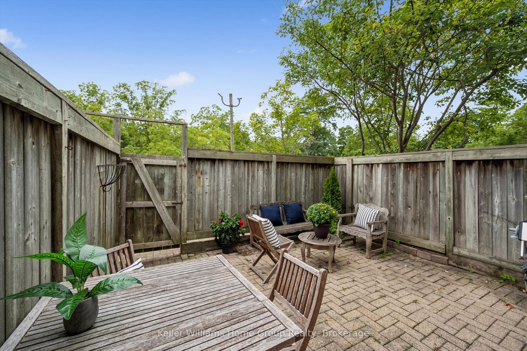 196 Arthur Street N 6 Property Photo 34