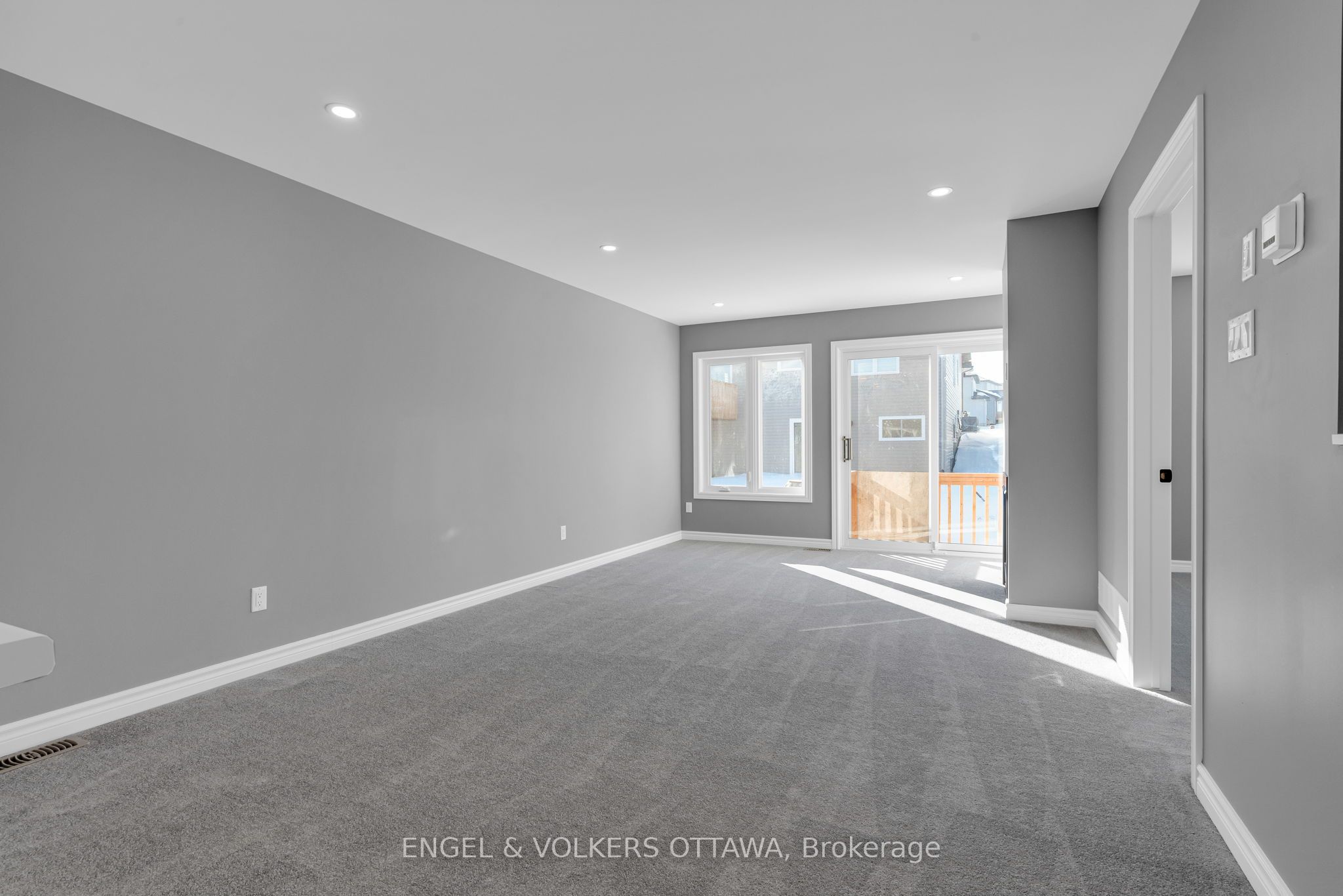 102 Seabert Drive Property Photo 9