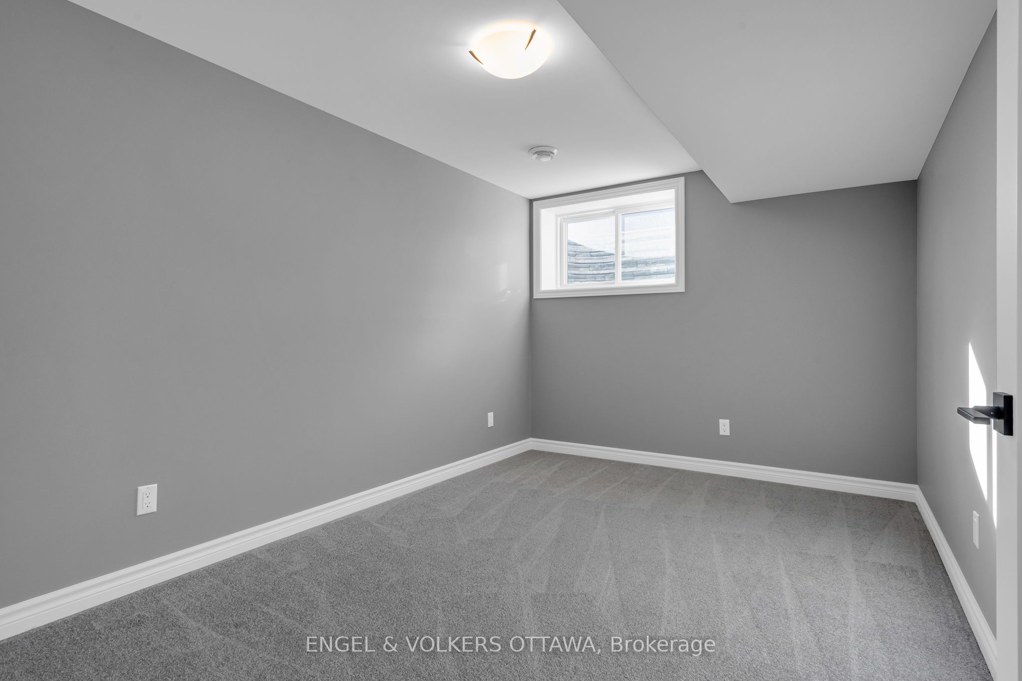 102 Seabert Drive Property Photo 23