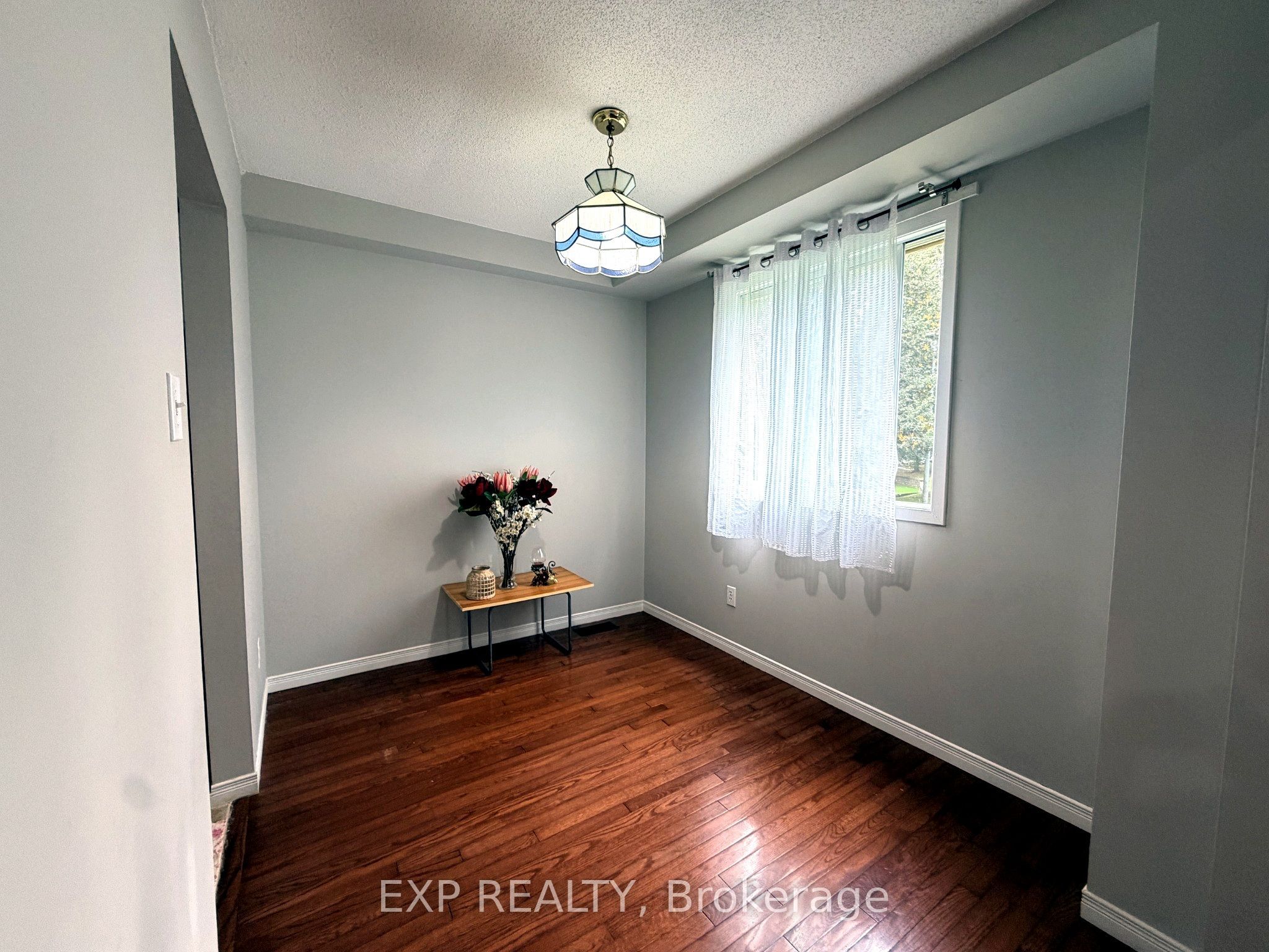 195 Ferguson Drive 6 Property Photo 12