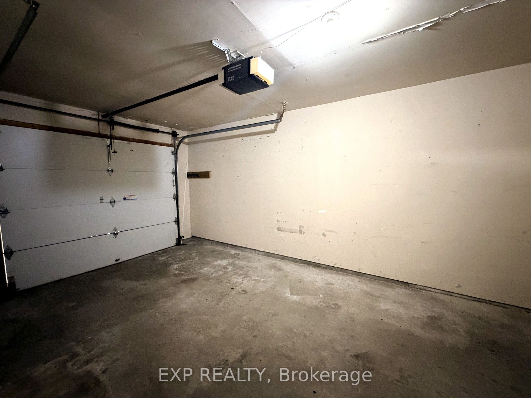 195 Ferguson Drive 6 Property Photo 31