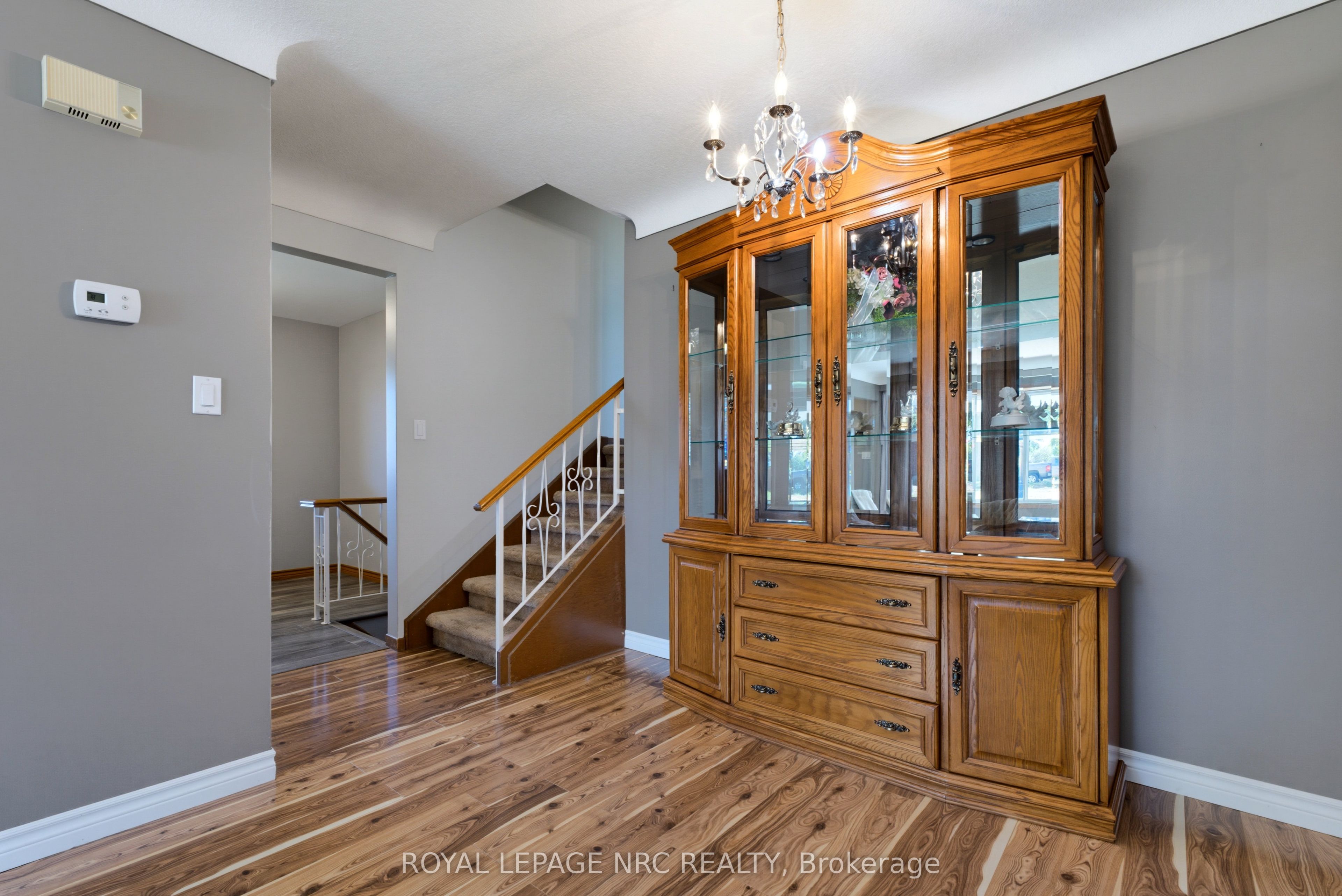 6395 Glengate Street Property Photo 13
