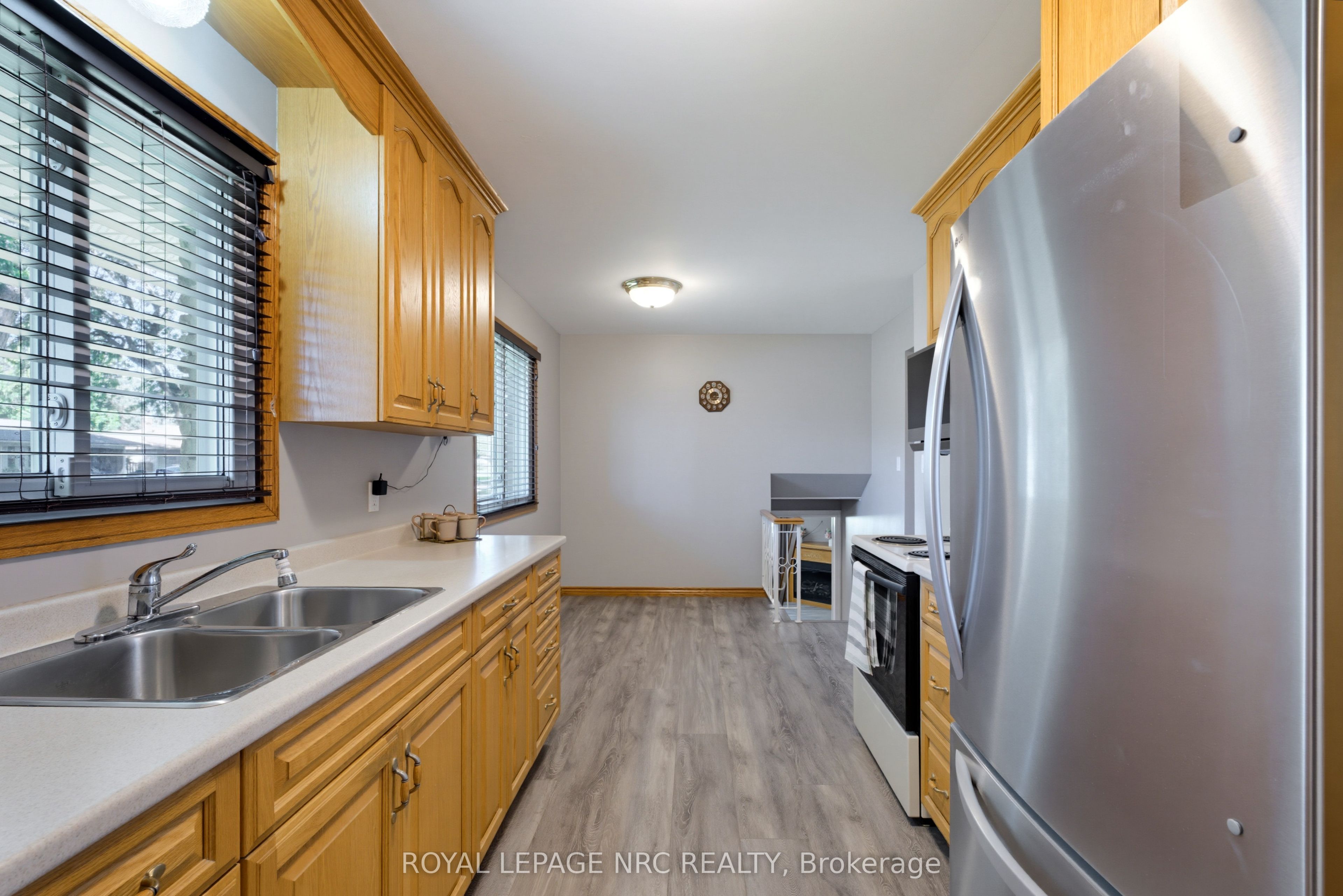6395 Glengate Street Property Photo 14