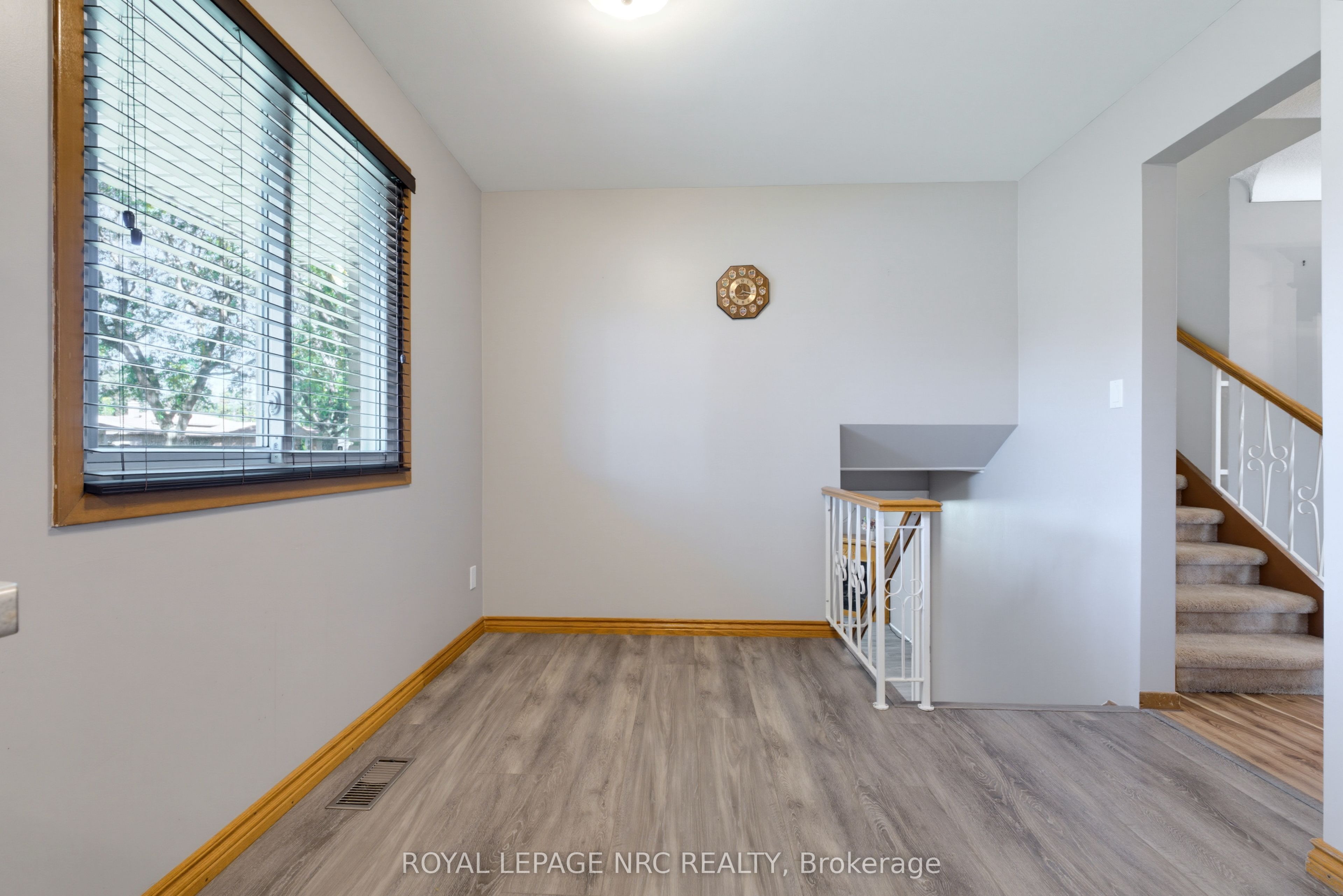 6395 Glengate Street Property Photo 18