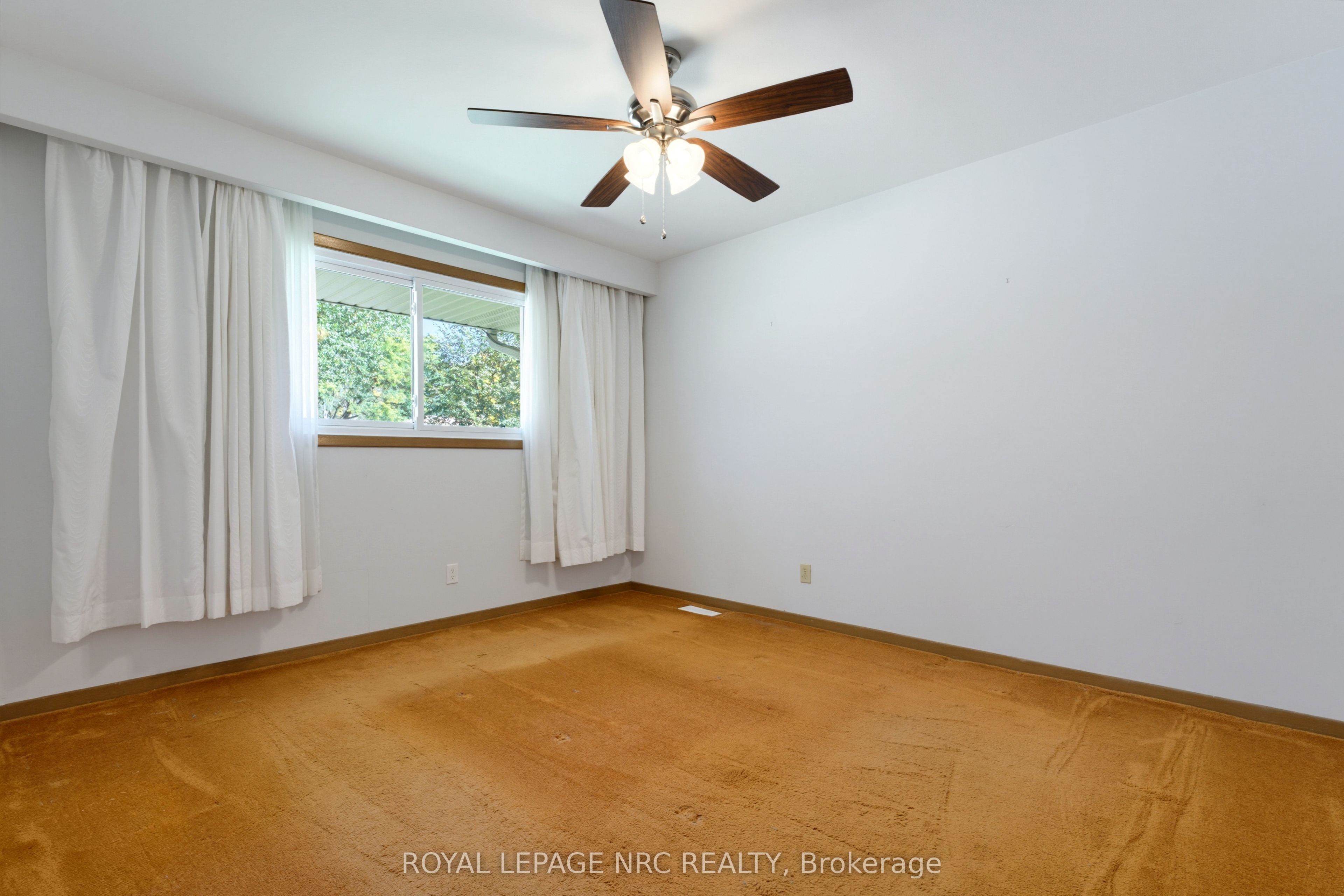 6395 Glengate Street Property Photo 22