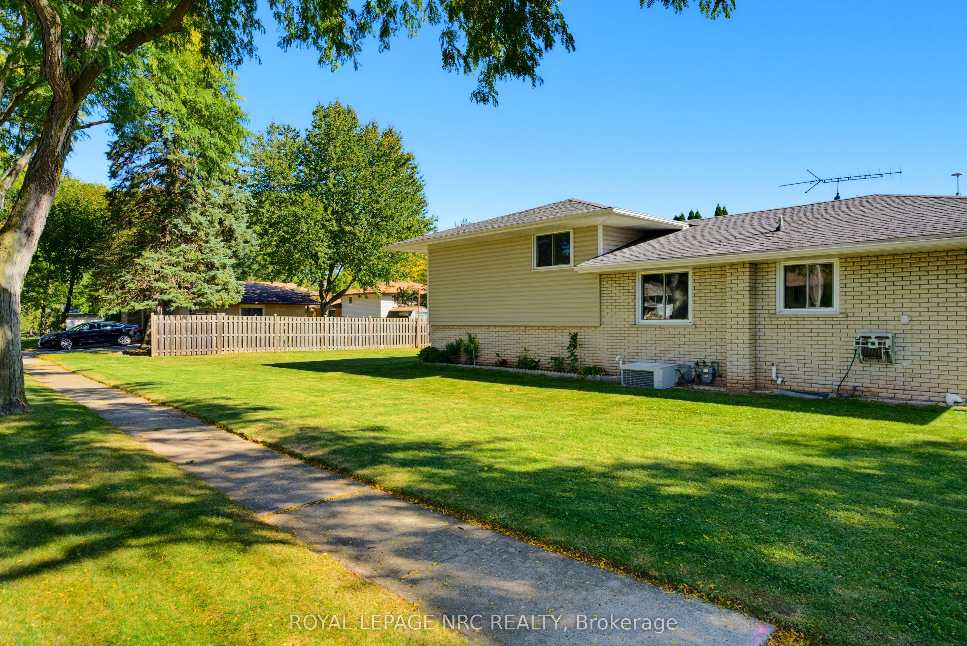 6395 Glengate Street Property Photo 32