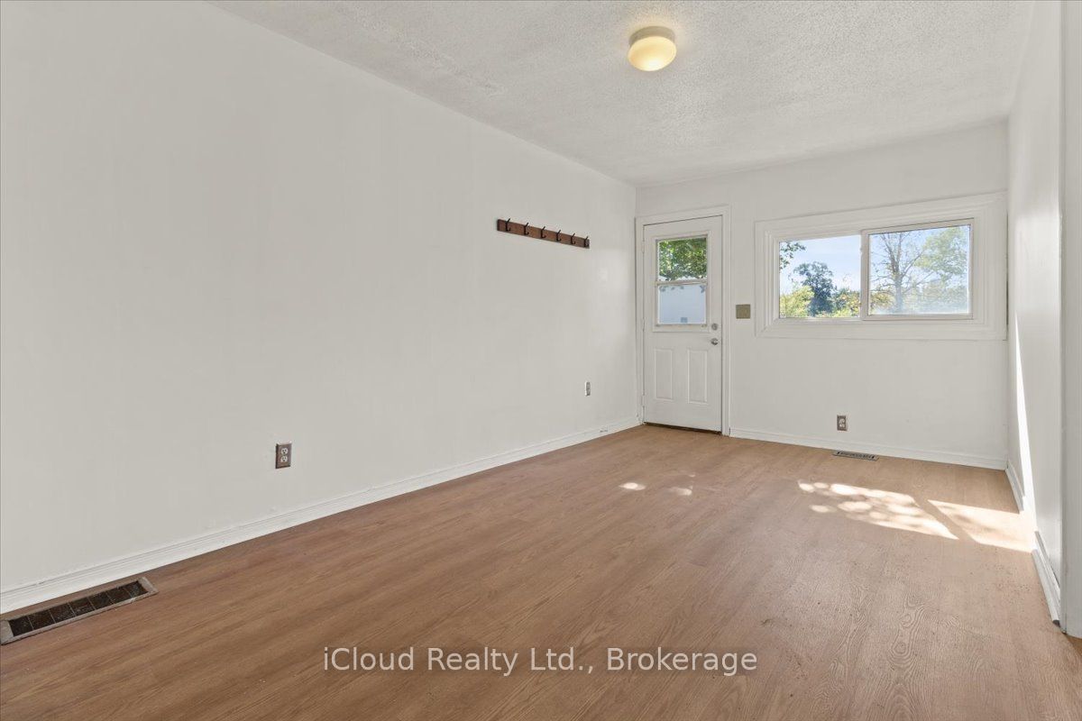 29 Biggar Avenue Property Photo 4