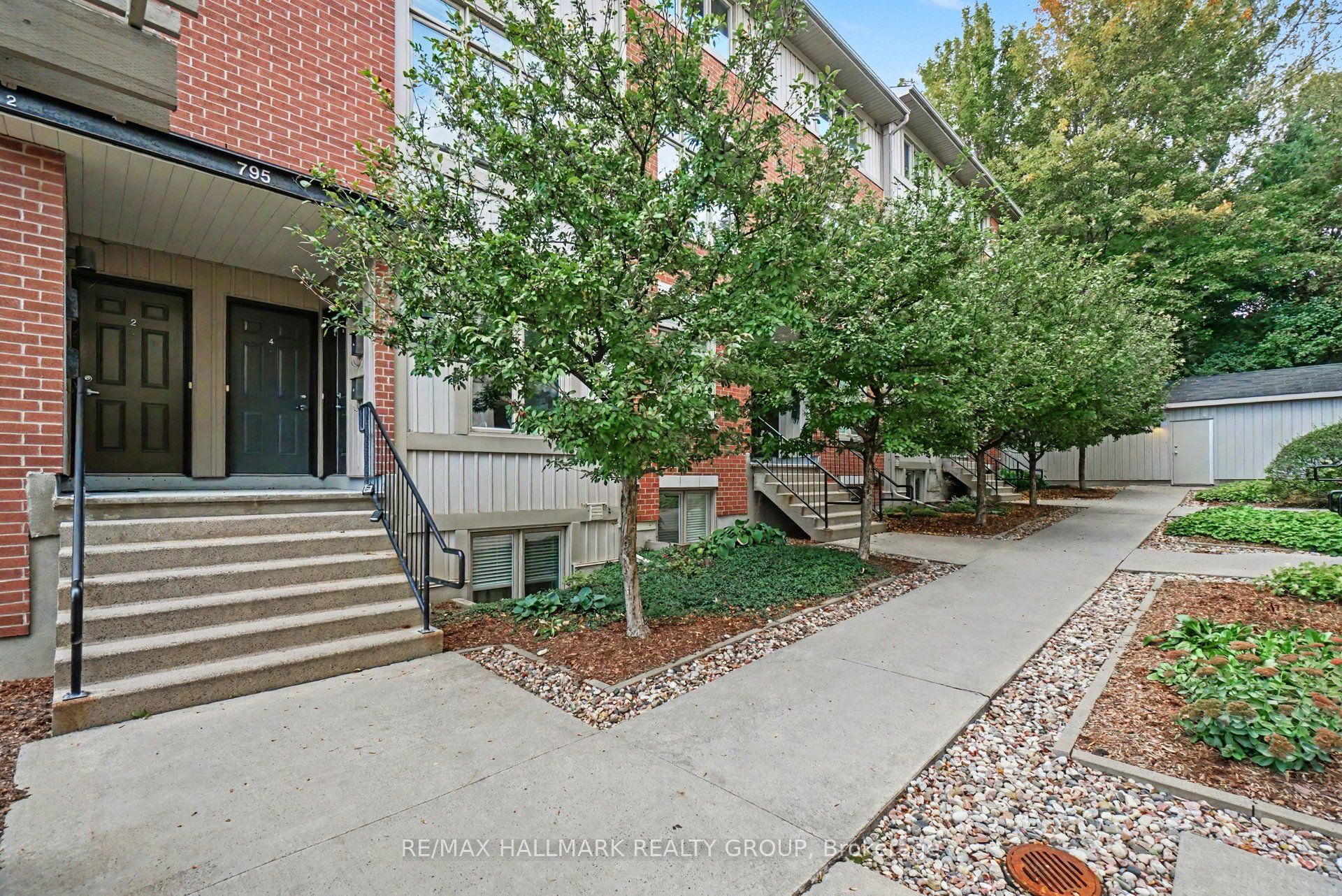 795 Montreal Road 4 Property Photo 2