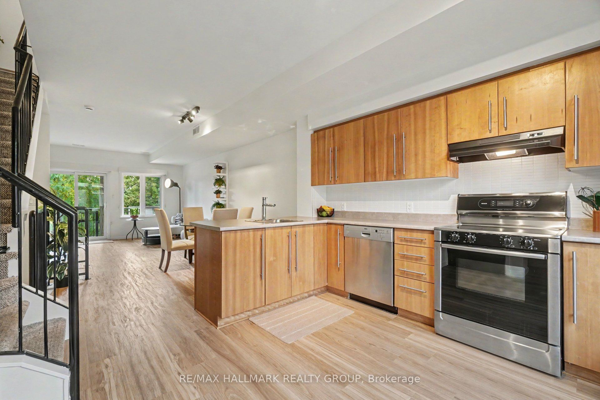 795 Montreal Road 4 Property Photo 9