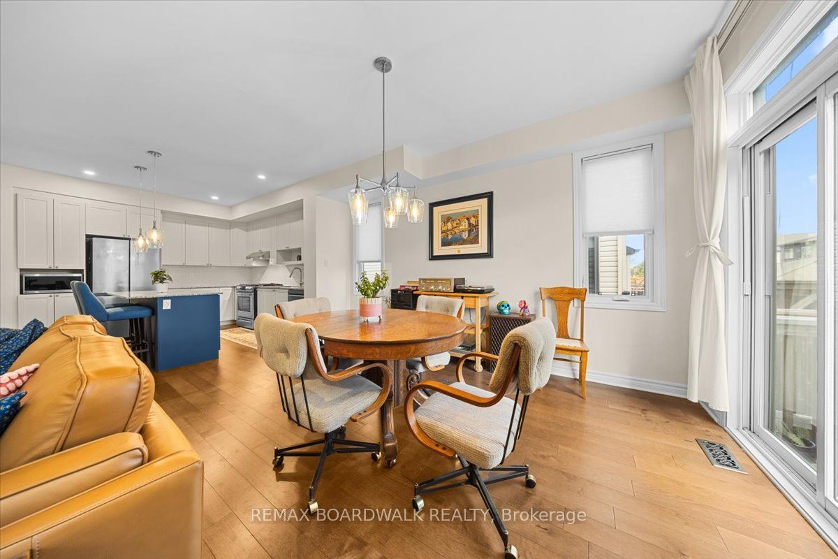 248 Munro Street Property Photo 11