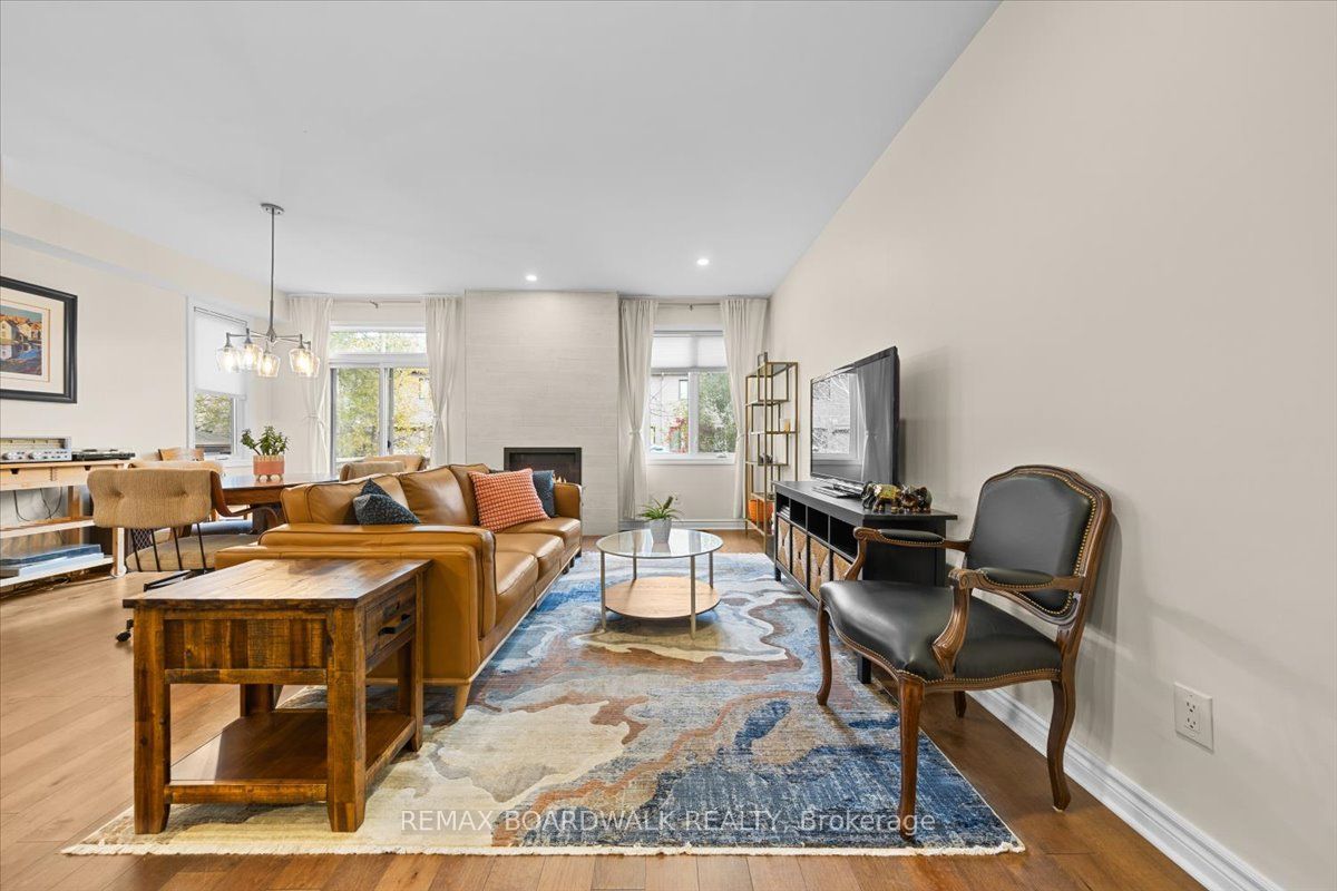 248 Munro Street Property Photo 14