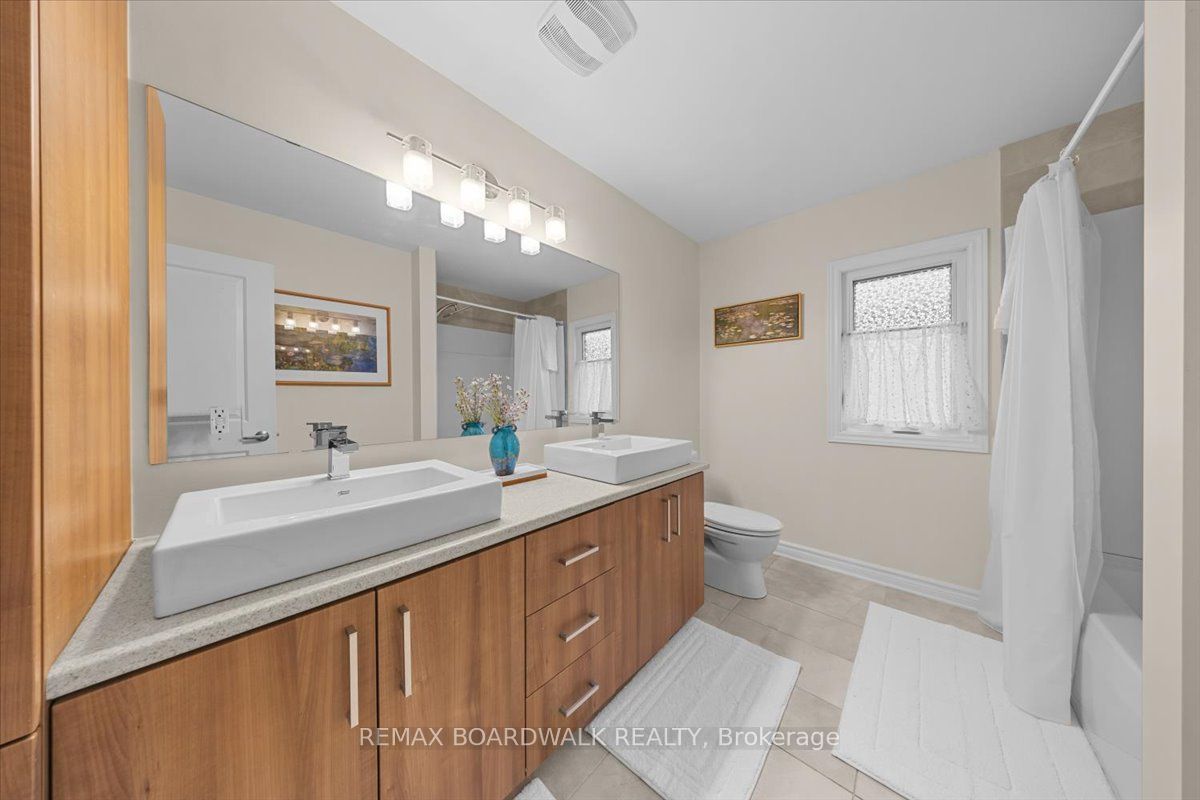 248 Munro Street Property Photo 25