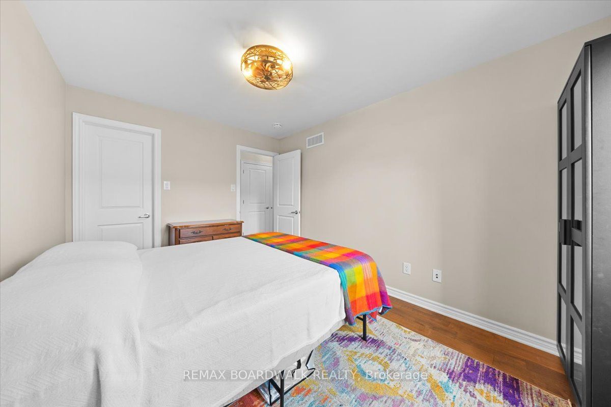 248 Munro Street Property Photo 27