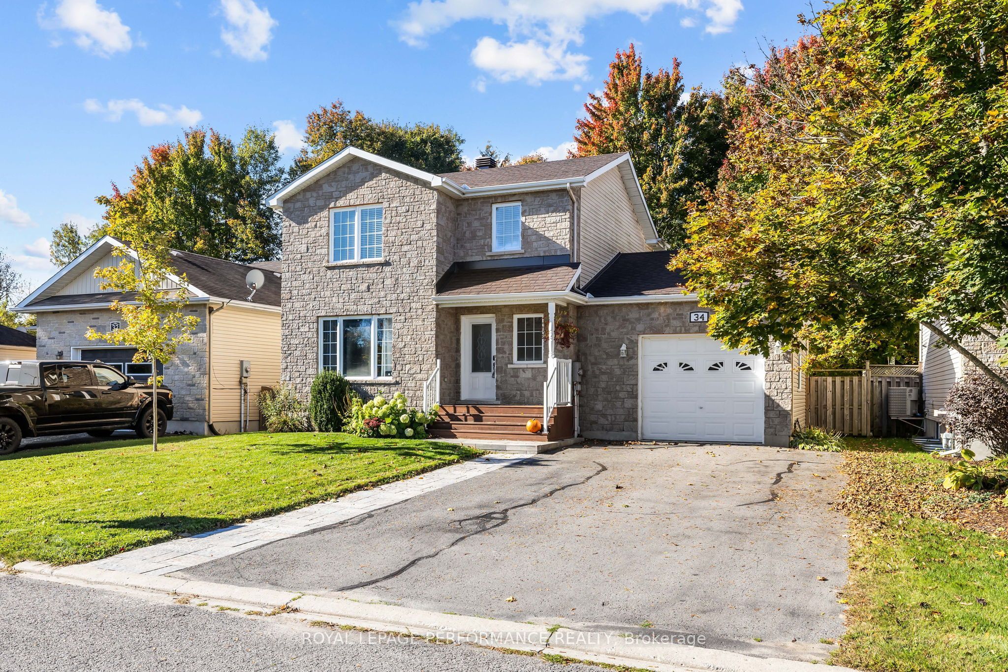 34 Giroux Street Property Photo 3