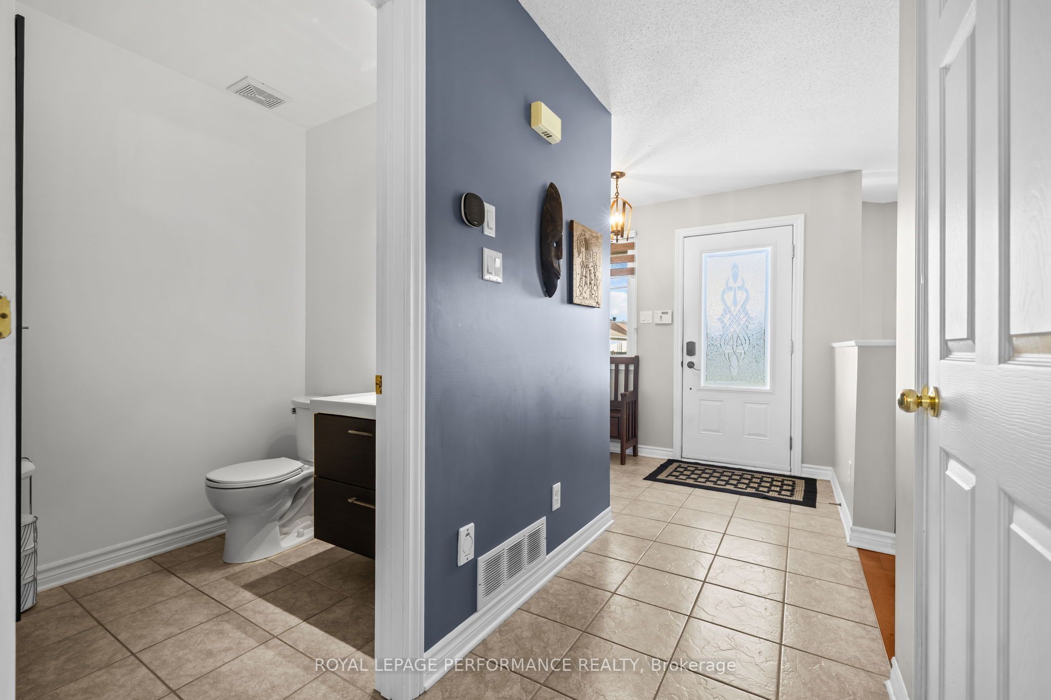 34 Giroux Street Property Photo 6